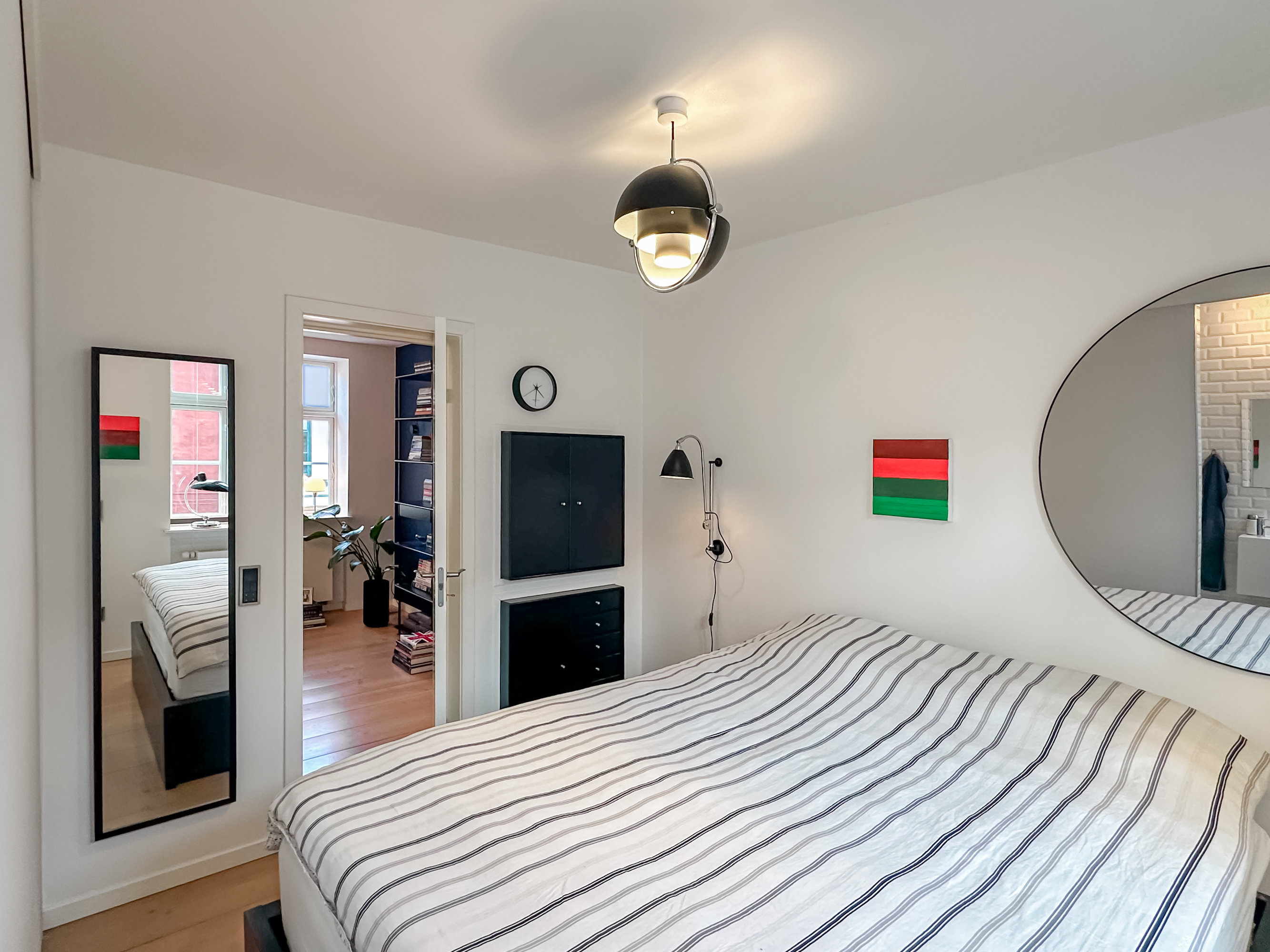 Fremhævet soveværelse billede i fuldskærmstilstand. Billede af Krusemyntegade 3, 1318 København K