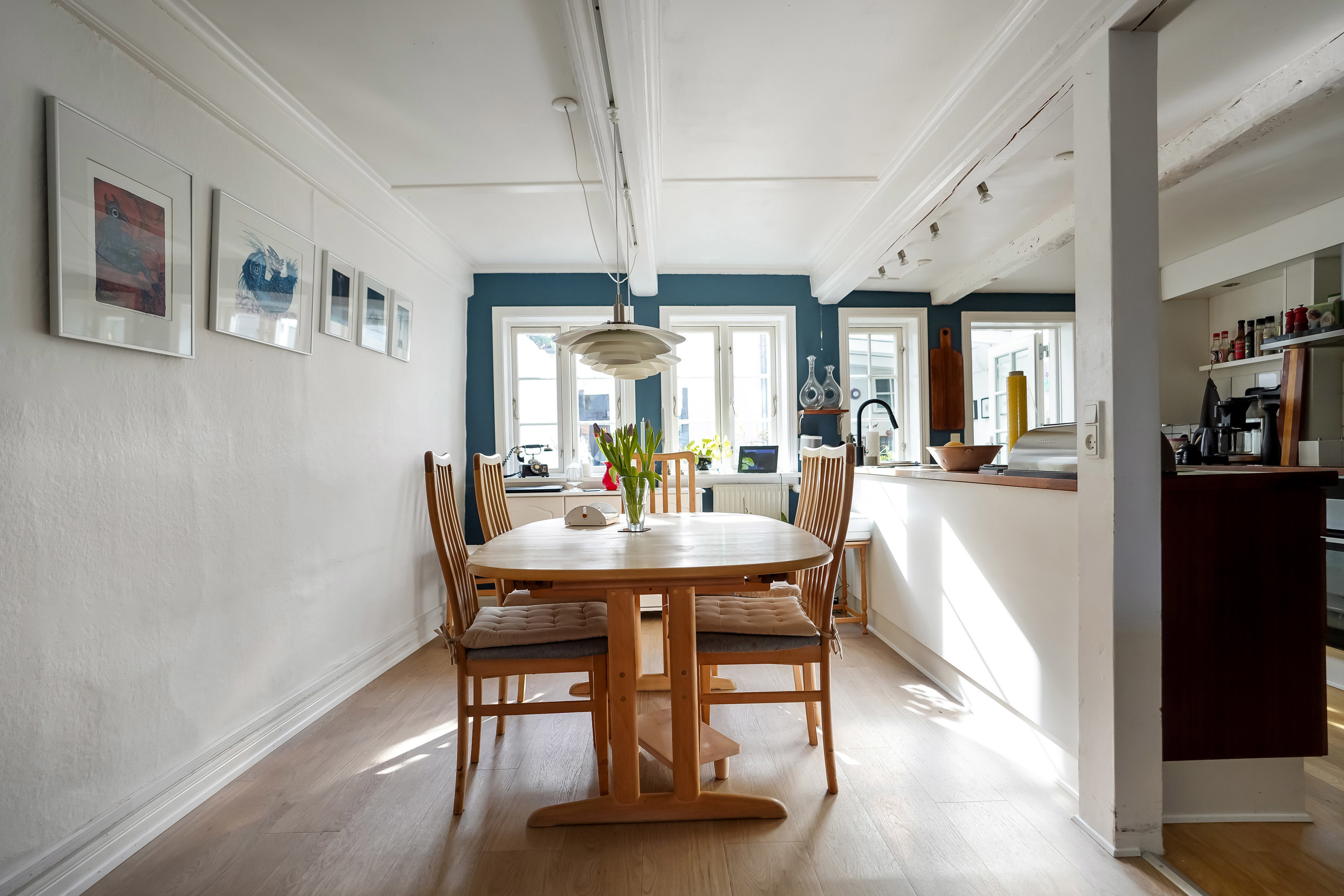 Fremhævet stue billede i fuldskærmstilstand. Billede af Søndergade 4, 5500 Middelfart