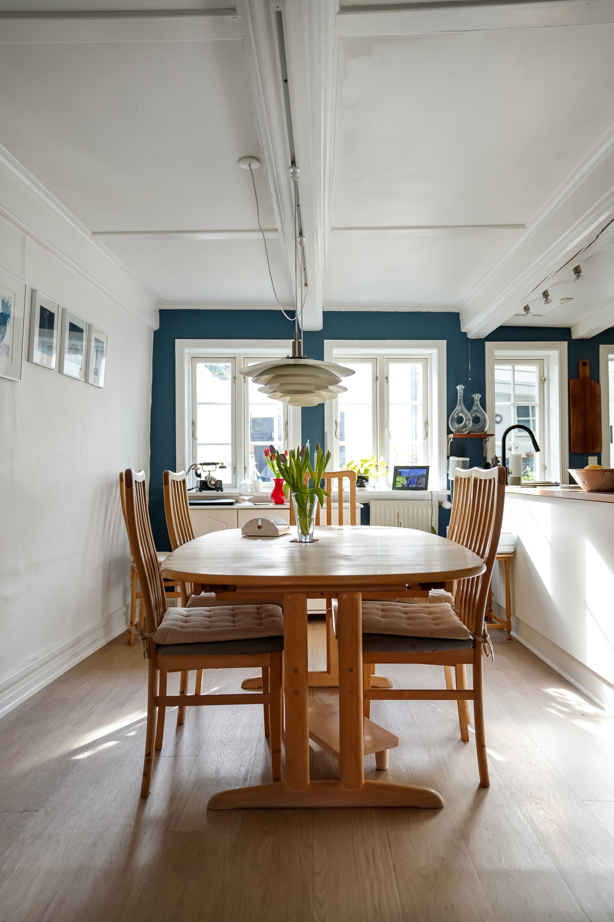 Fremhævet stue billede i fuldskærmstilstand. Billede af Søndergade 4, 5500 Middelfart