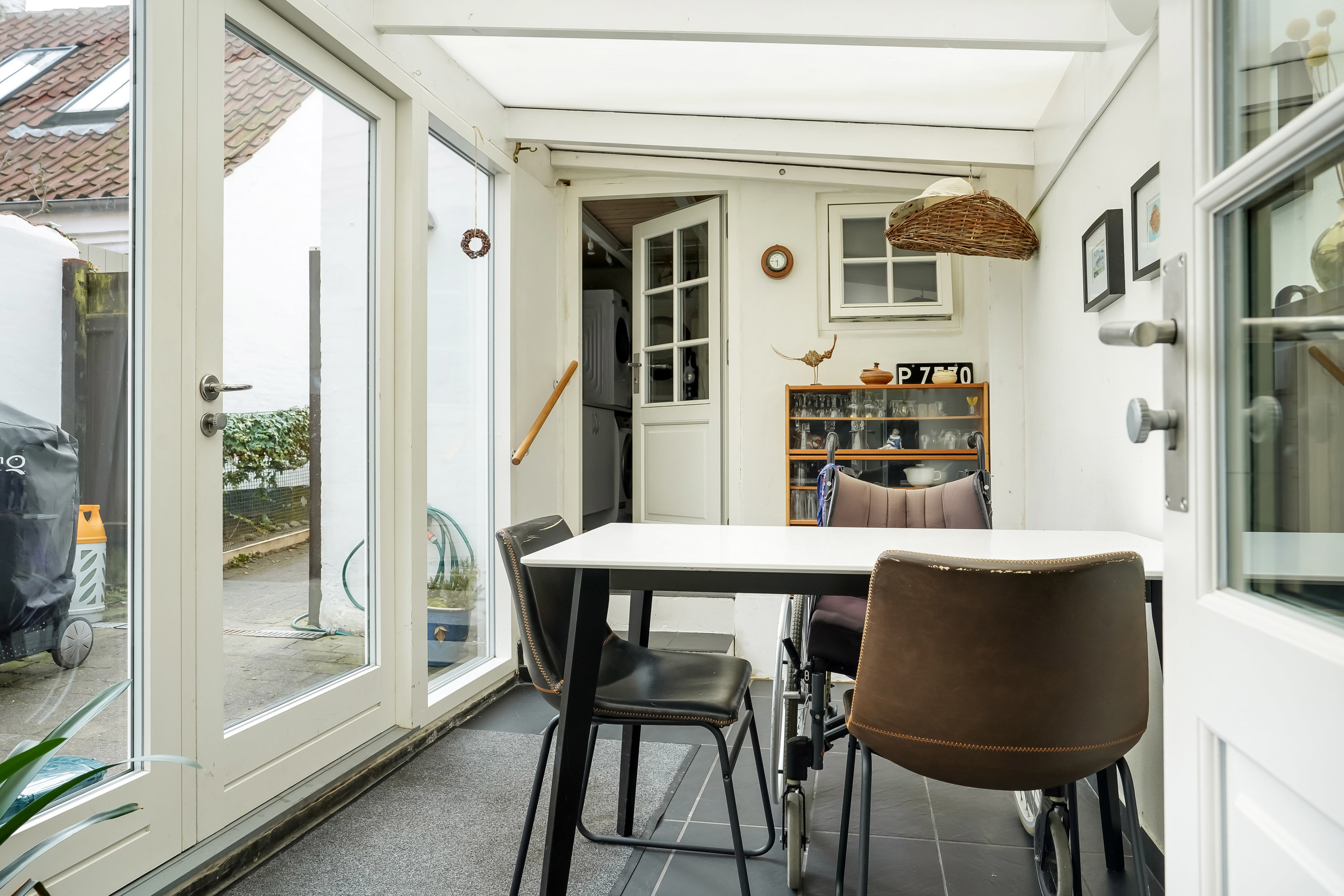 Fremhævet stue billede i fuldskærmstilstand. Billede af Søndergade 4, 5500 Middelfart