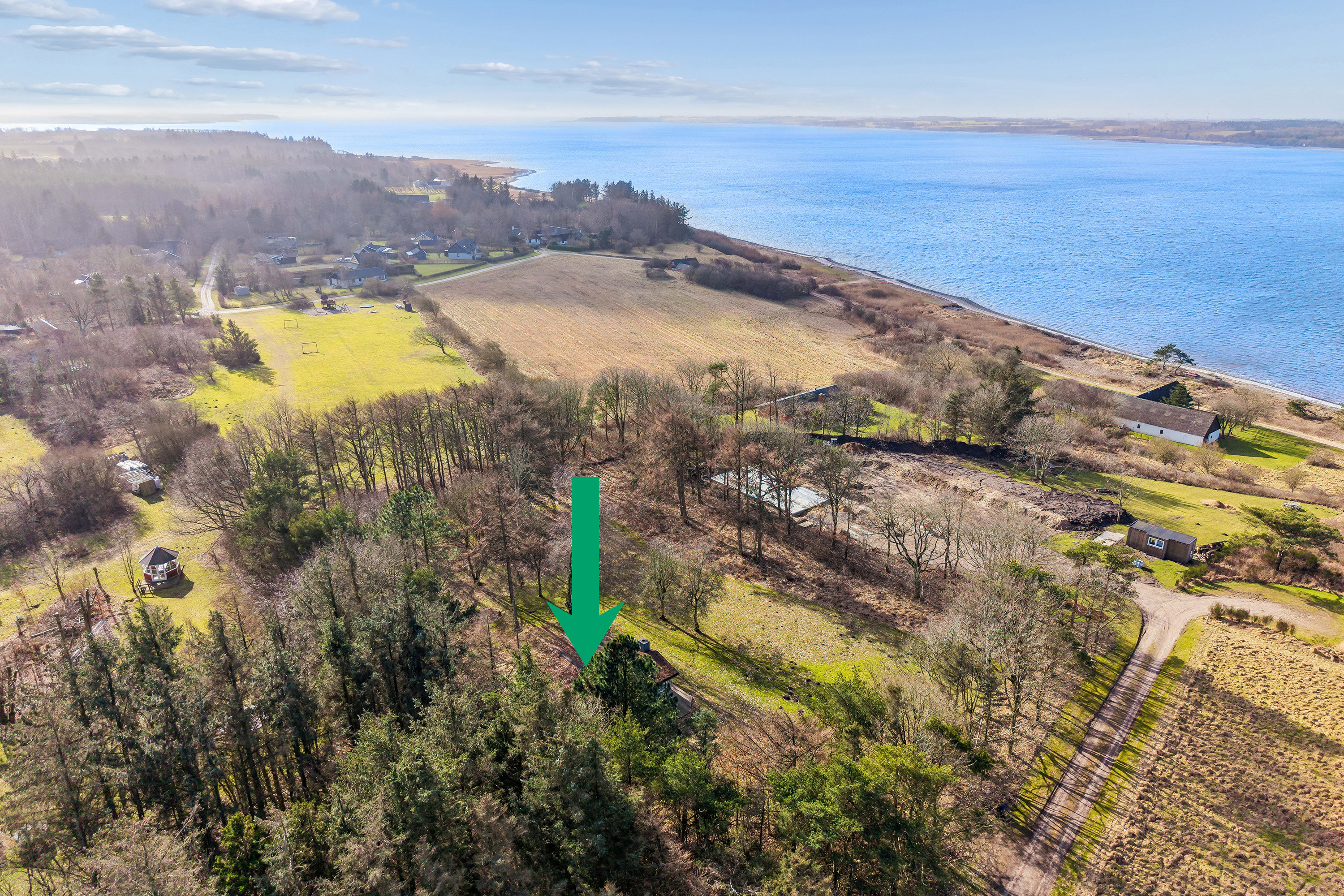 Fremhævet omgivelser billede i fuldskærmstilstand. Billede af Bjørnshøjevej 4, Vile, 7870 Roslev