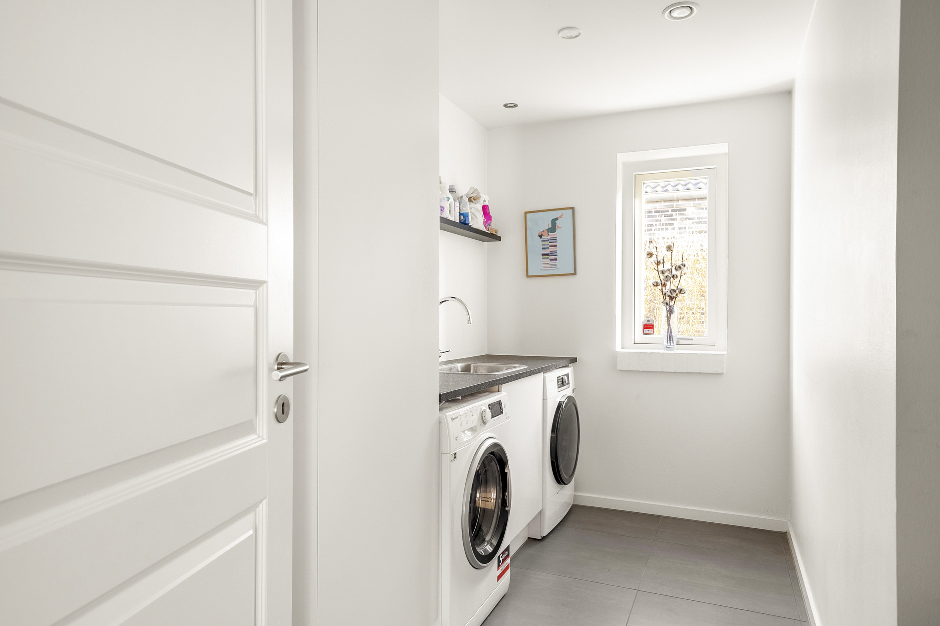 Fremhævet værelse billede i fuldskærmstilstand. Billede af Snedronningen 24, Seden, 5240 Odense NØ