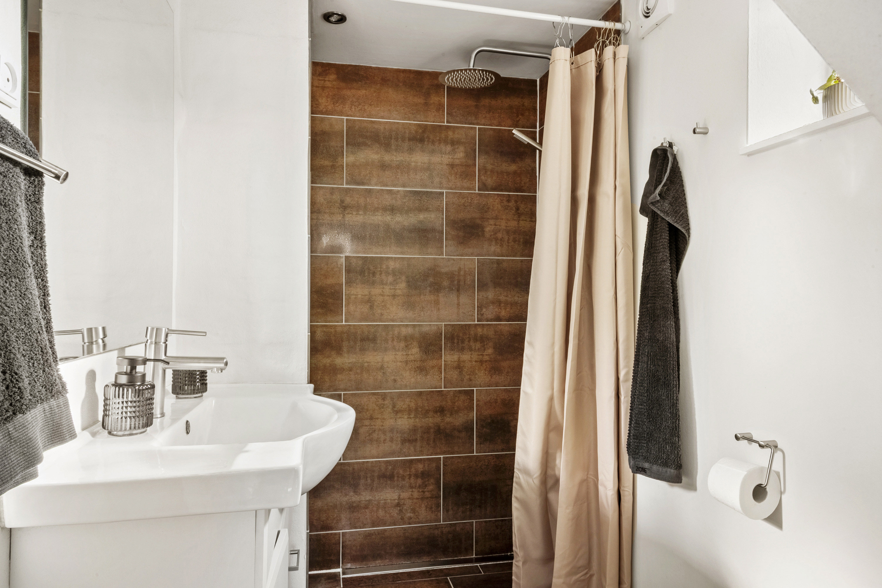 Fremhævet badeværelse billede i fuldskærmstilstand. Billede af Krystalgade 33, 8700 Horsens