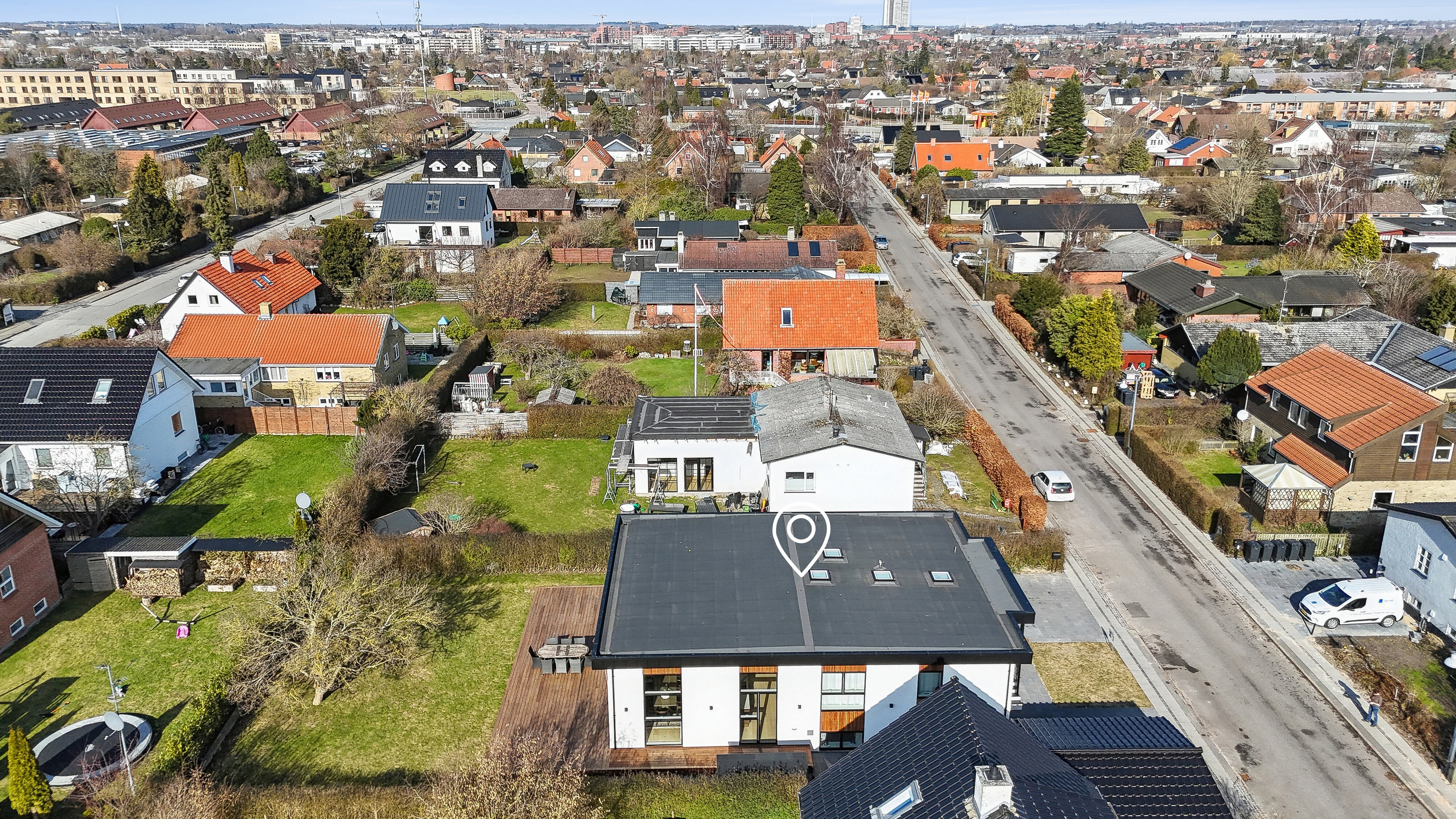 Fremhævet luftfoto billede i fuldskærmstilstand. Billede af Vinkelvænget 11, 2610 Rødovre