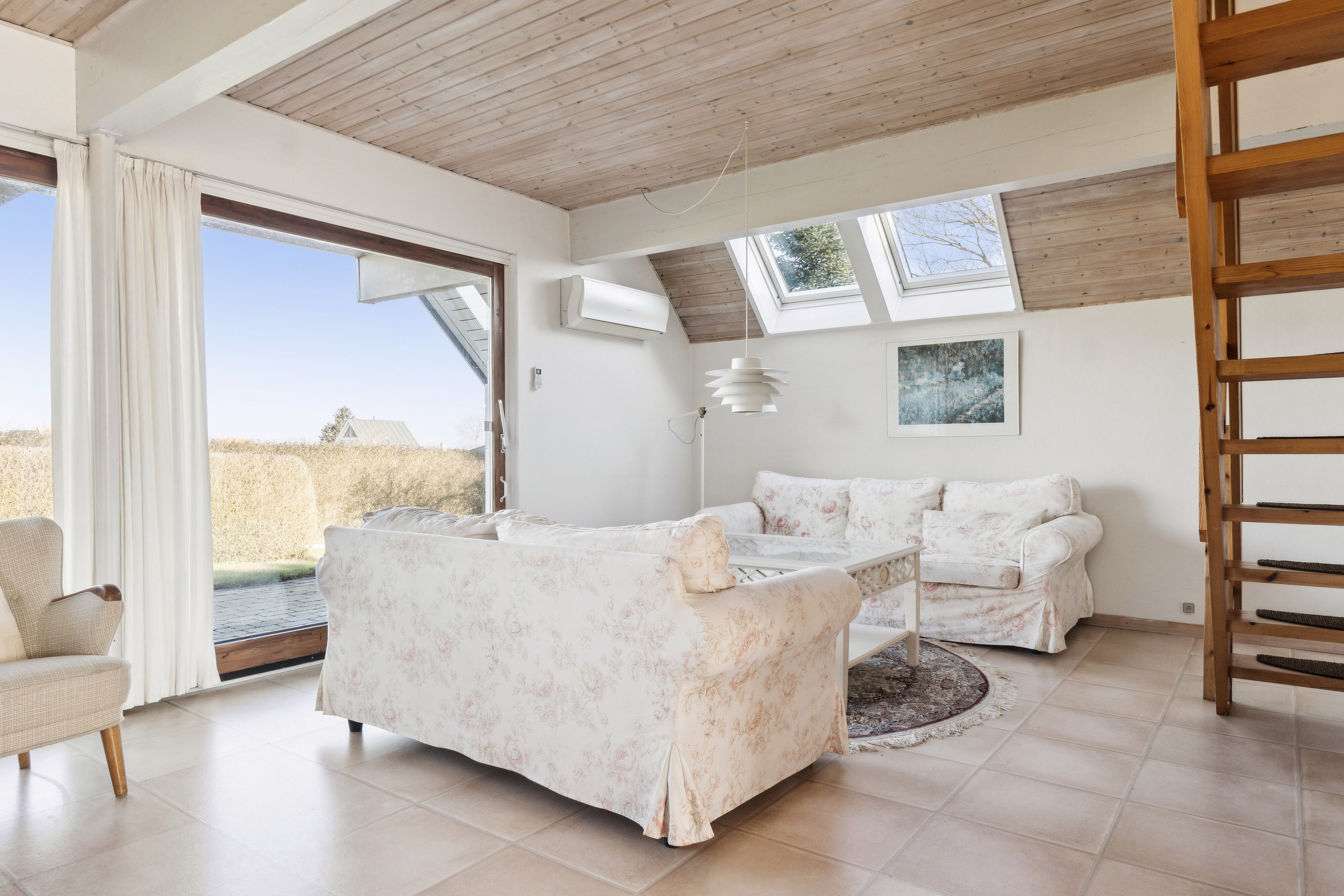 Fremhævet stue billede i fuldskærmstilstand. Billede af Slude Strand 4A, 5871 Frørup