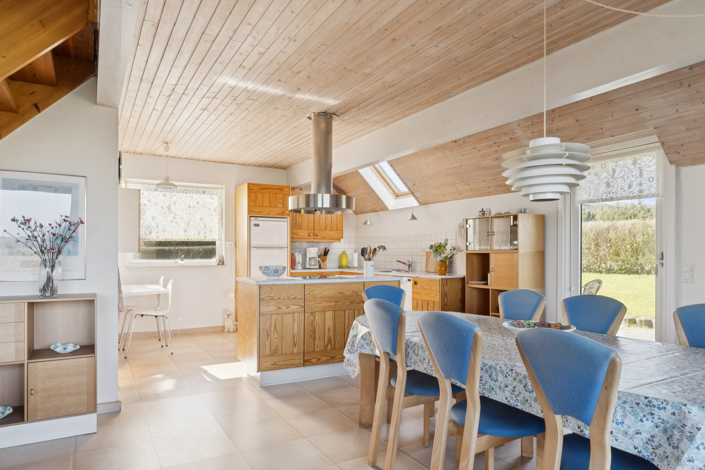 Fremhævet spisestue billede i fuldskærmstilstand. Billede af Slude Strand 4A, 5871 Frørup