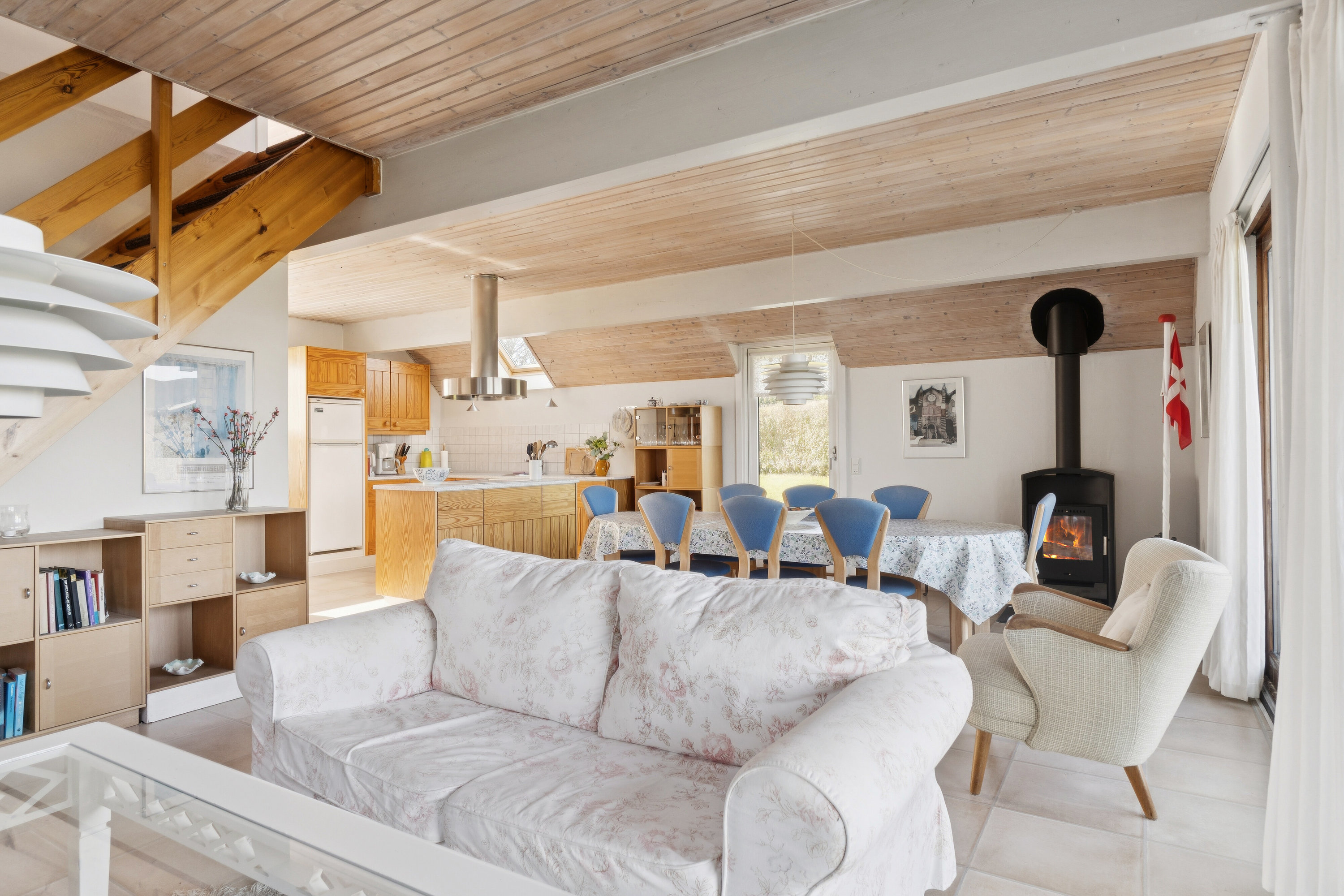 Fremhævet stue billede i fuldskærmstilstand. Billede af Slude Strand 4A, 5871 Frørup