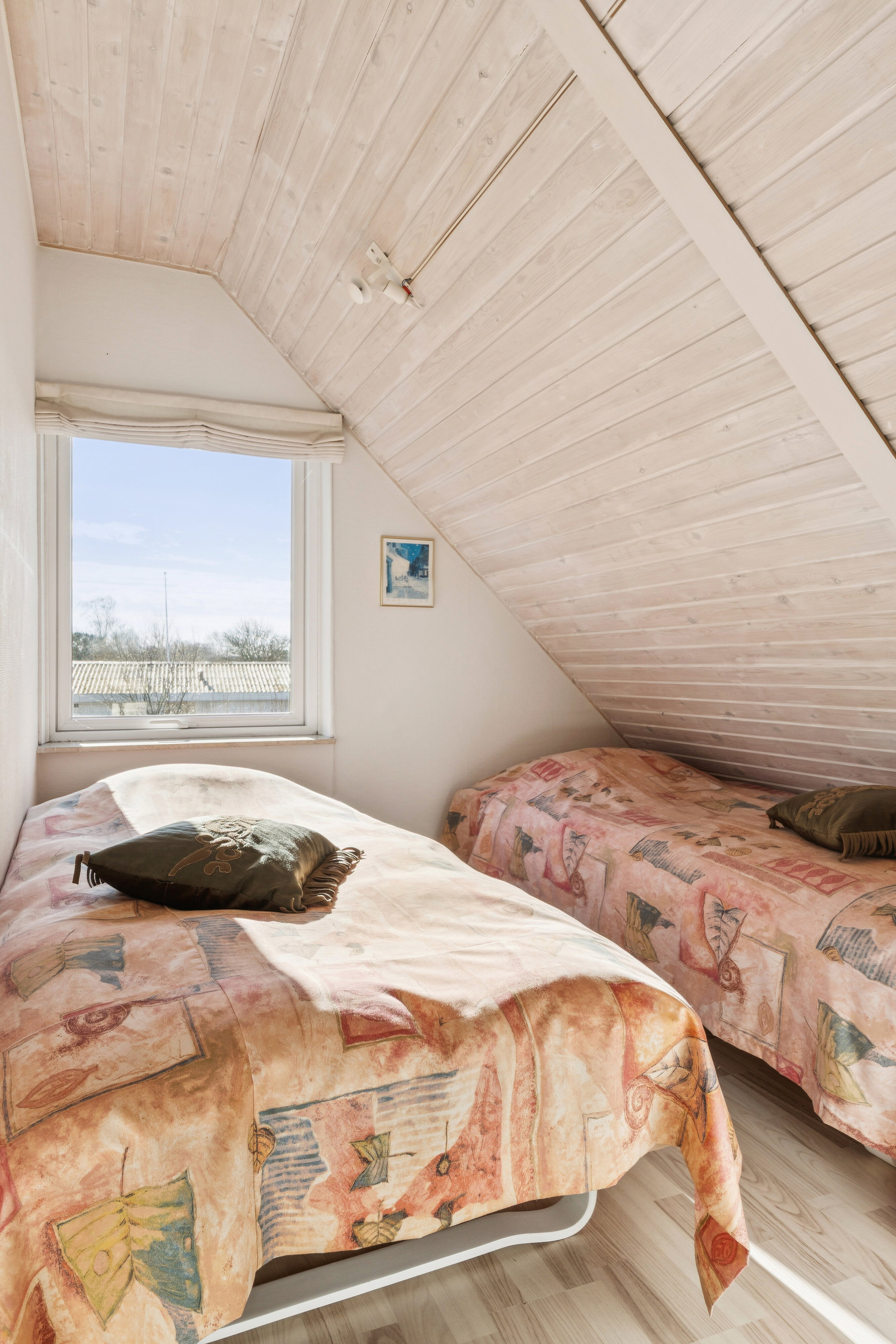 Fremhævet soveværelse billede i fuldskærmstilstand. Billede af Slude Strand 4A, 5871 Frørup