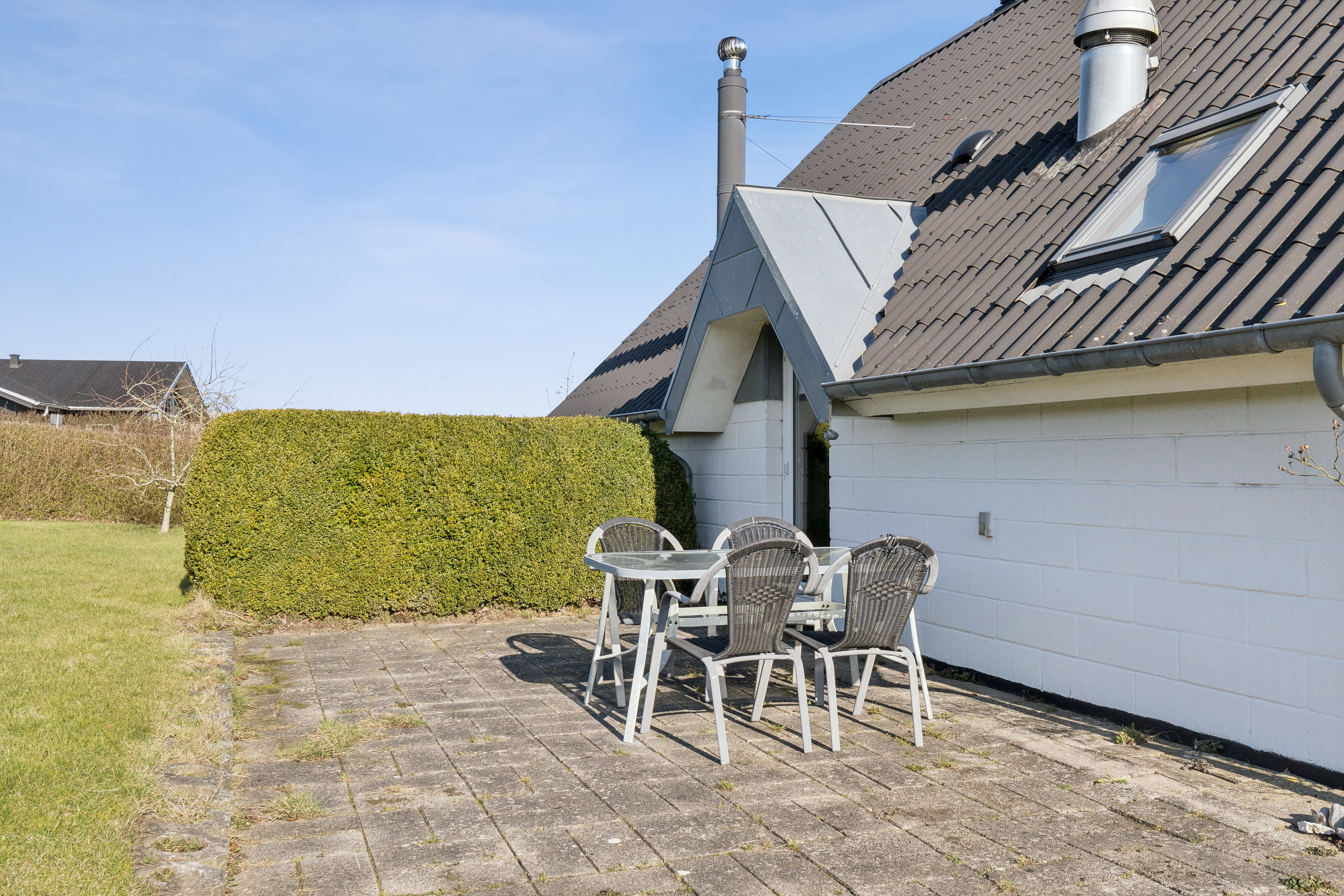 Fremhævet udendørs billede i fuldskærmstilstand. Billede af Slude Strand 4A, 5871 Frørup