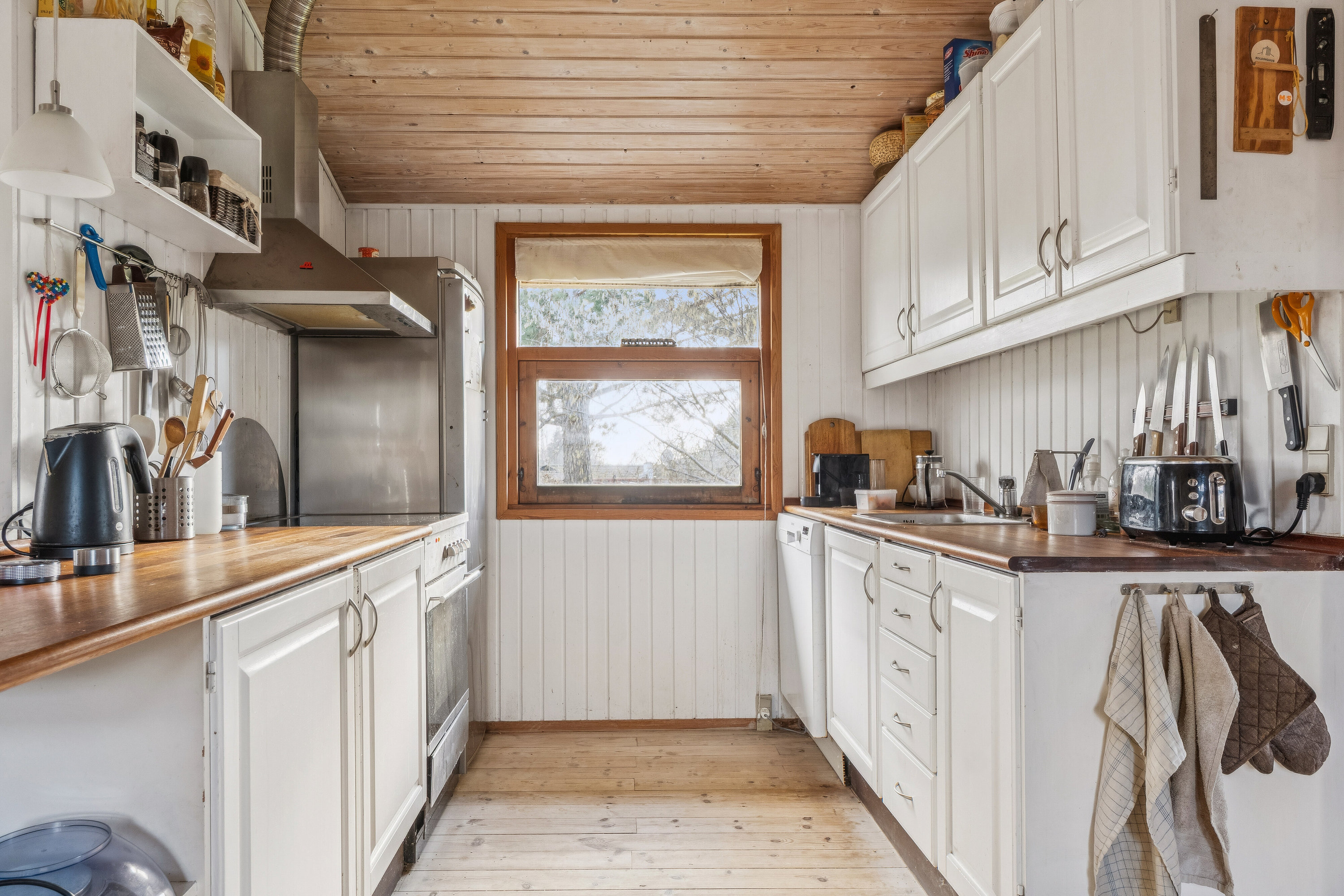 Fremhævet køkken billede i fuldskærmstilstand. Billede af Mathilde Nielsensvej 8, Evetofte, 3370 Melby