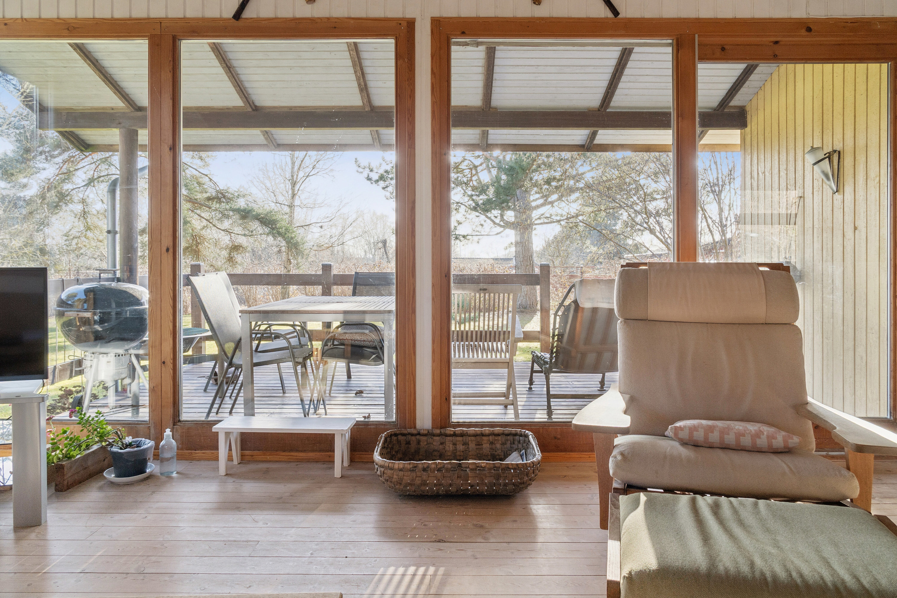 Fremhævet stue billede i fuldskærmstilstand. Billede af Mathilde Nielsensvej 8, Evetofte, 3370 Melby