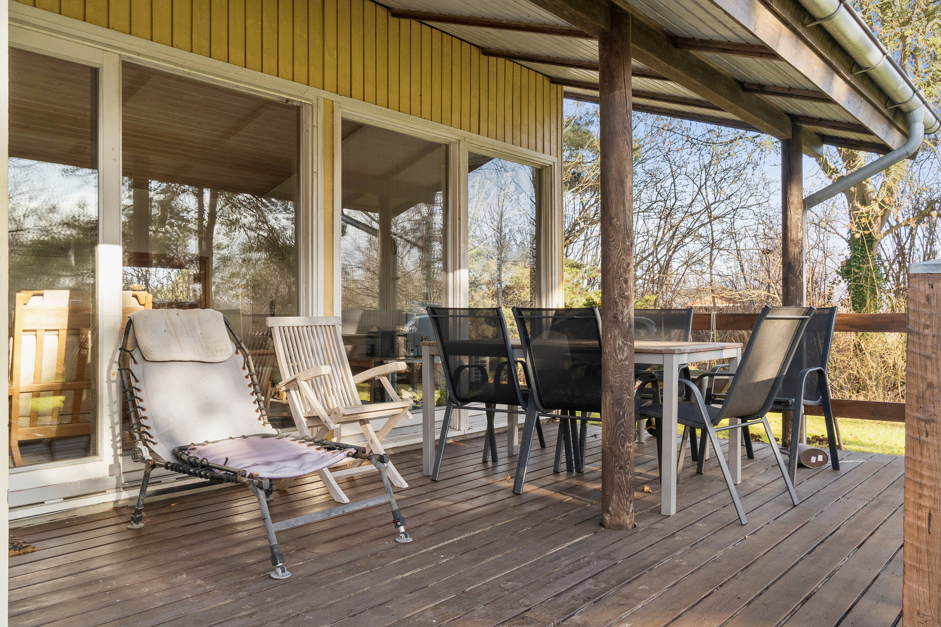 Fremhævet terrasse billede i fuldskærmstilstand. Billede af Mathilde Nielsensvej 8, Evetofte, 3370 Melby