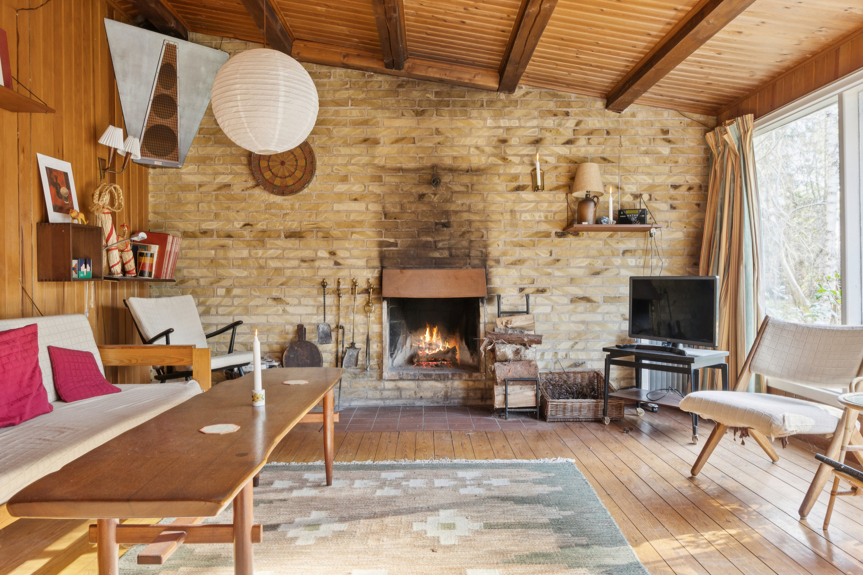 Fremhævet stue billede i fuldskærmstilstand. Billede af Ranunkelstien 3, Sandet, 3300 Frederiksværk