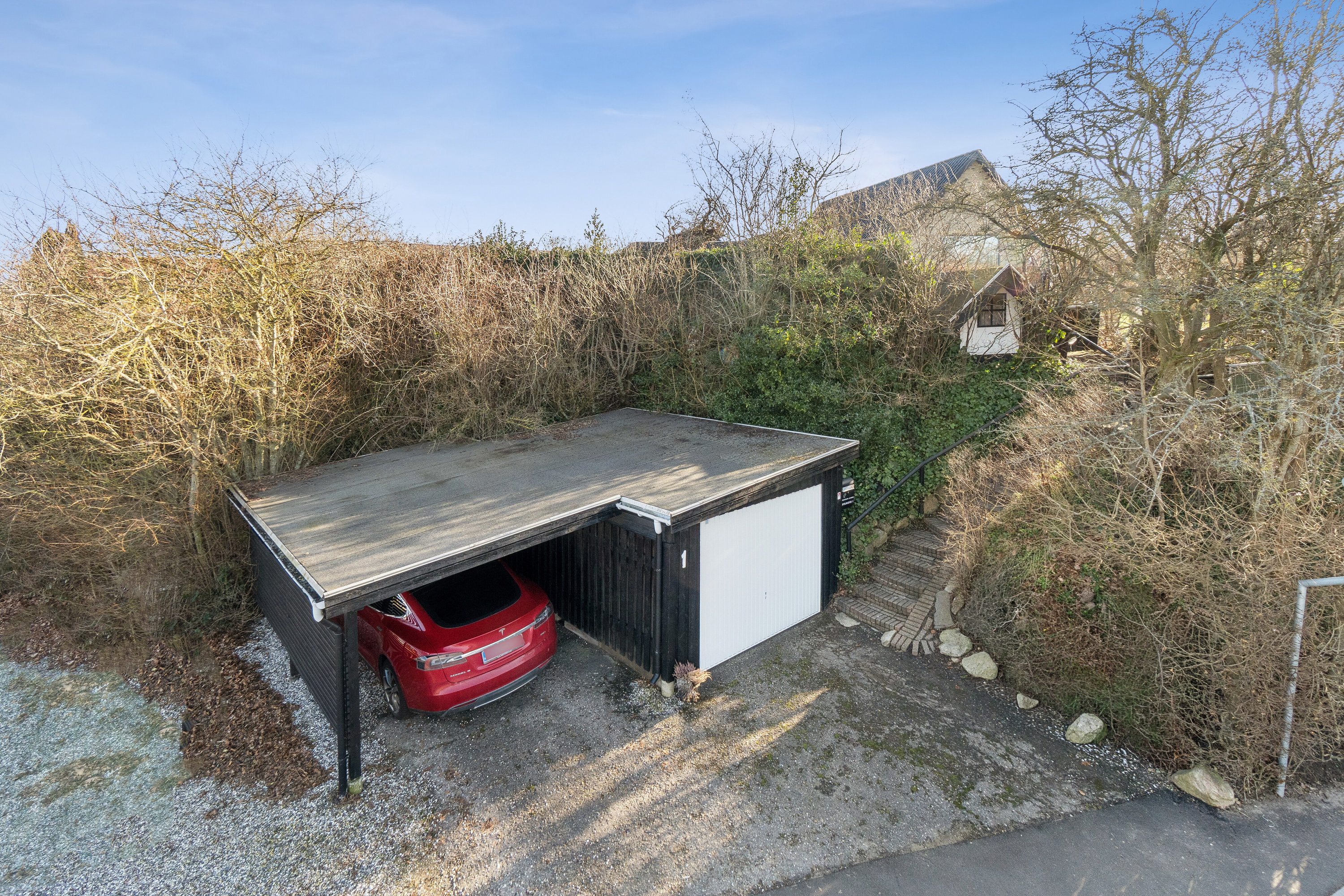 Fremhævet carport billede i fuldskærmstilstand. Billede af Ryslingevej 1, 8270 Højbjerg