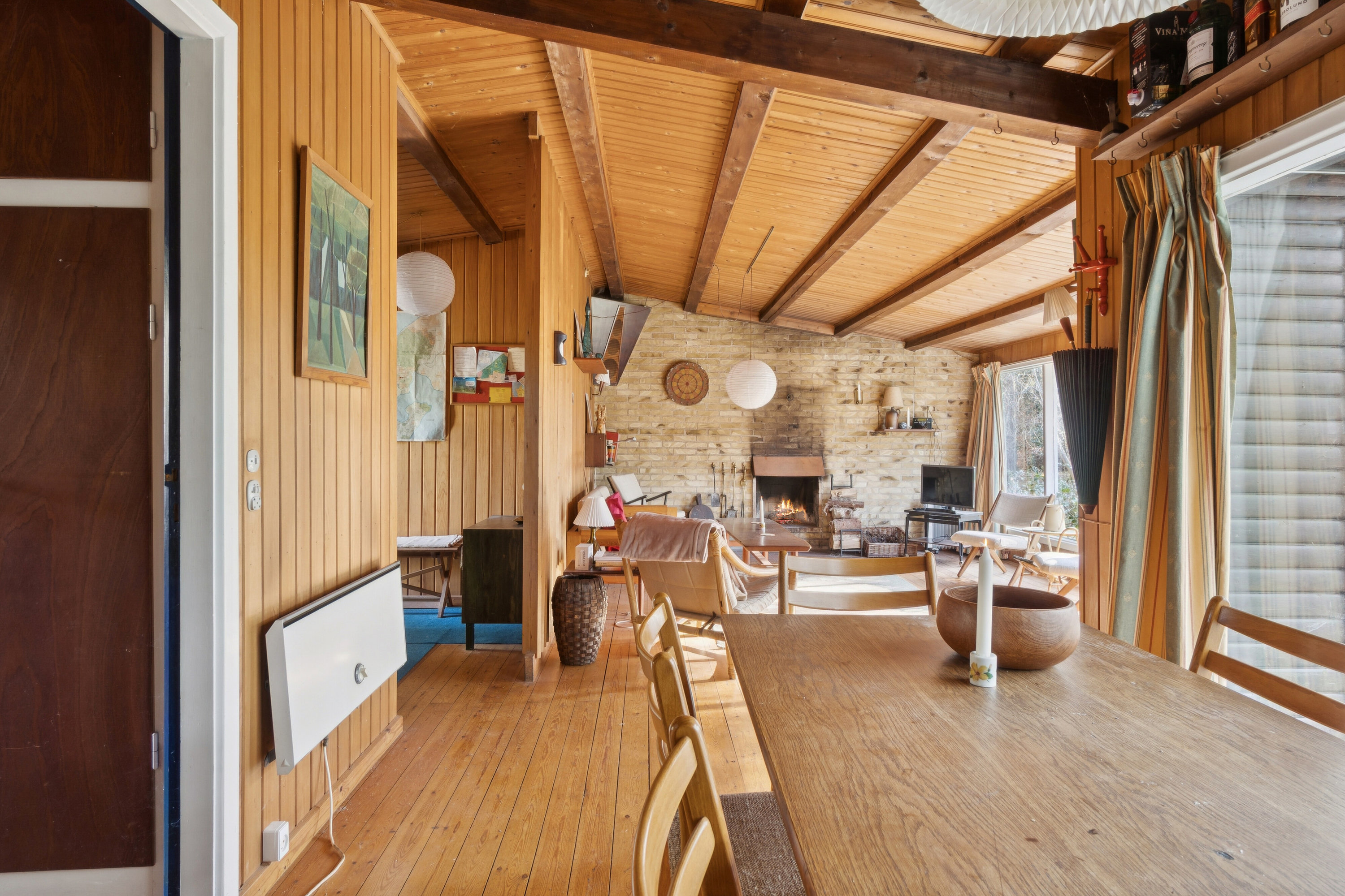 Fremhævet stue billede i fuldskærmstilstand. Billede af Ranunkelstien 3, Sandet, 3300 Frederiksværk