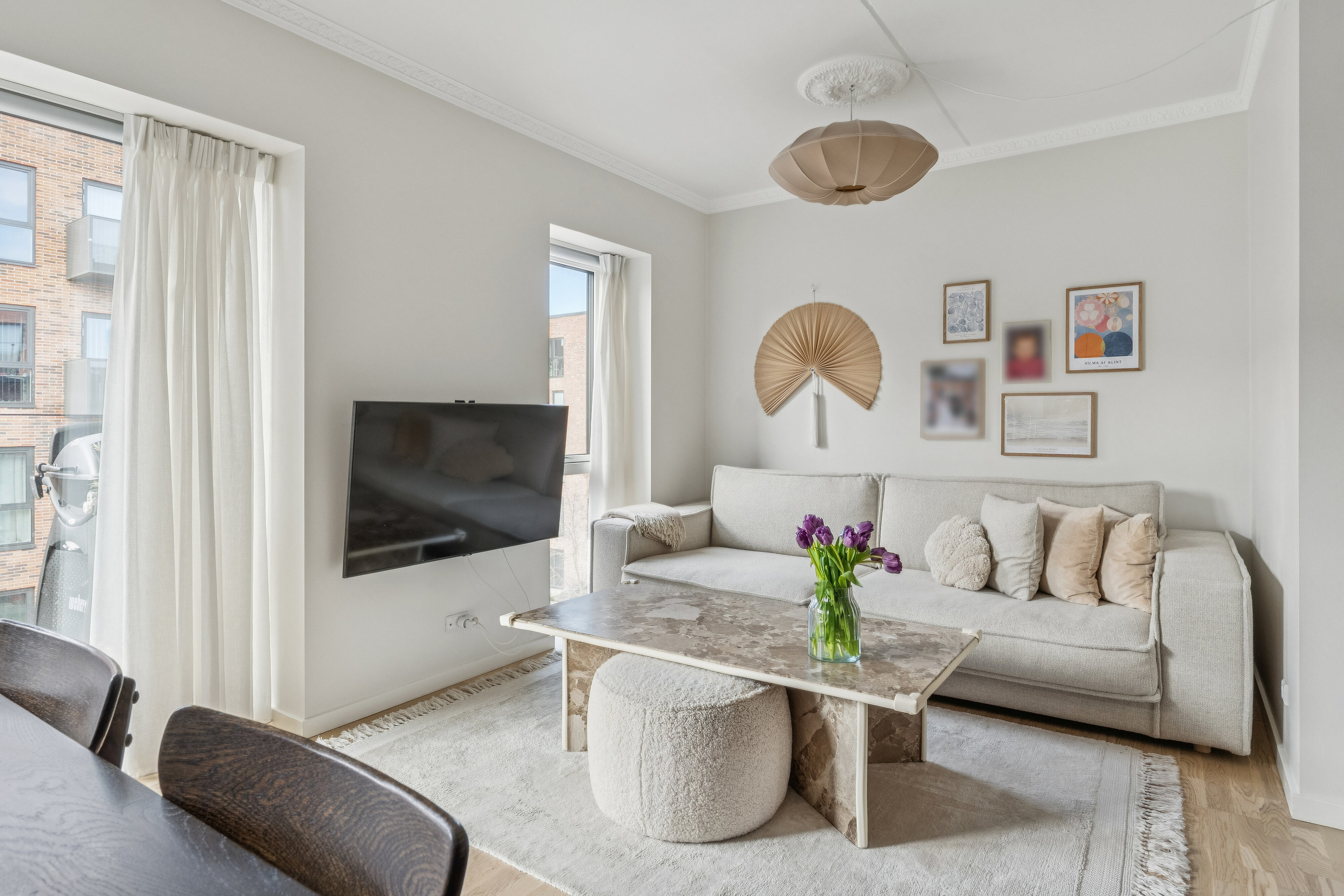 Fremhævet stue billede i fuldskærmstilstand. Billede af Kirkebjerg Parkvej 10A, 3. th., 2605 Brøndby