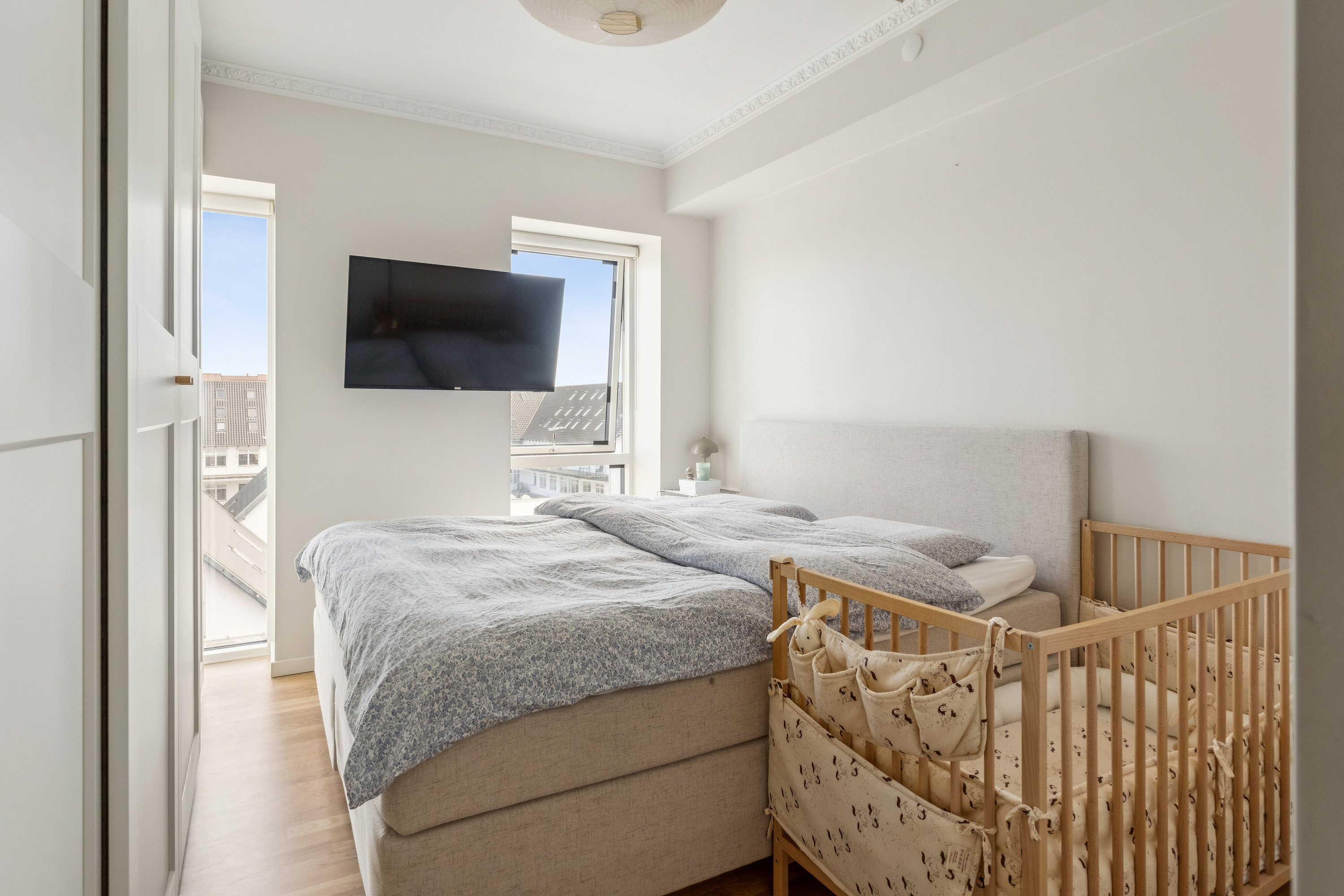 Fremhævet soveværelse billede i fuldskærmstilstand. Billede af Kirkebjerg Parkvej 10A, 3. th., 2605 Brøndby