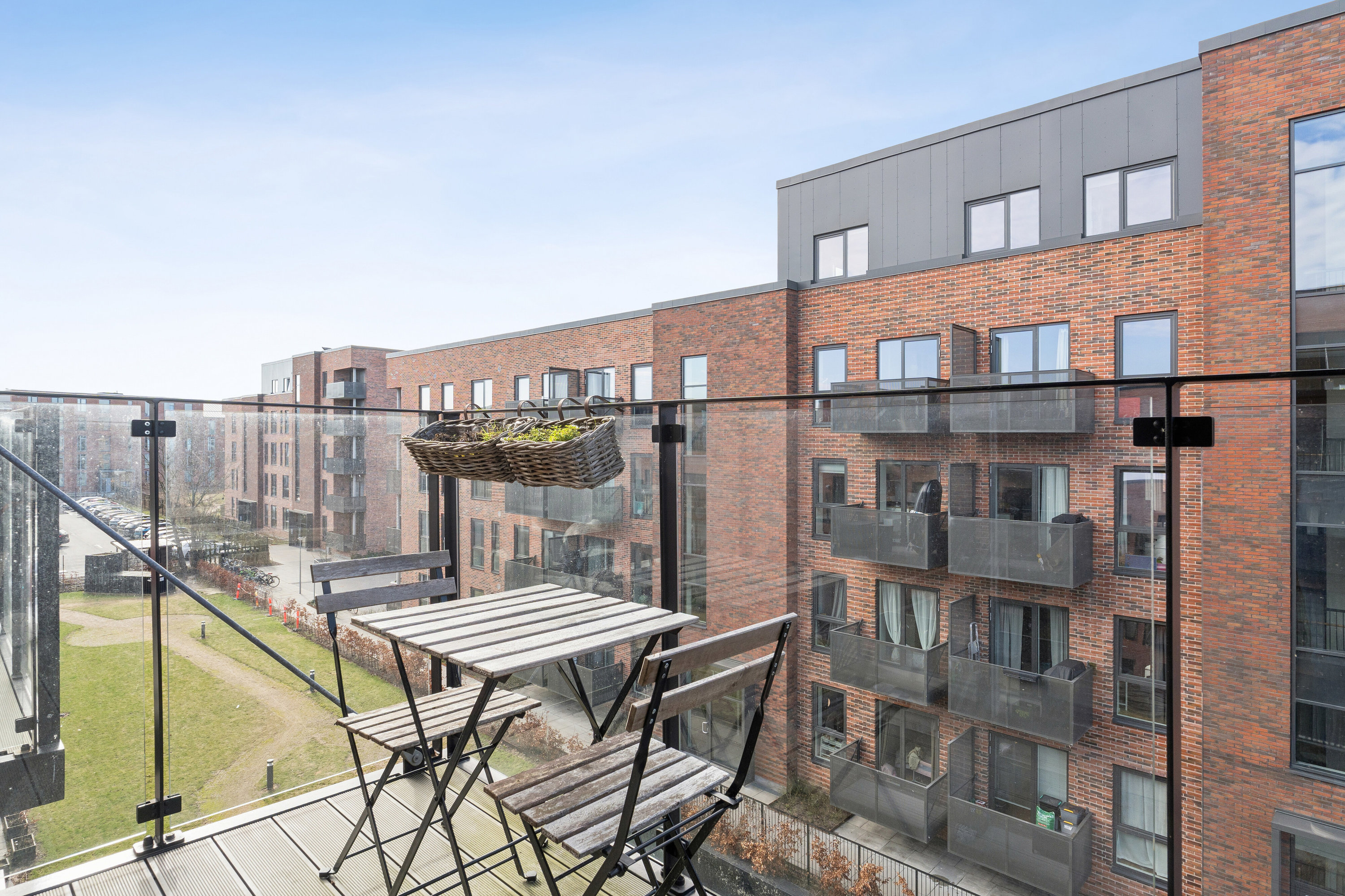 Fremhævet altan billede i fuldskærmstilstand. Billede af Kirkebjerg Parkvej 10A, 3. th., 2605 Brøndby