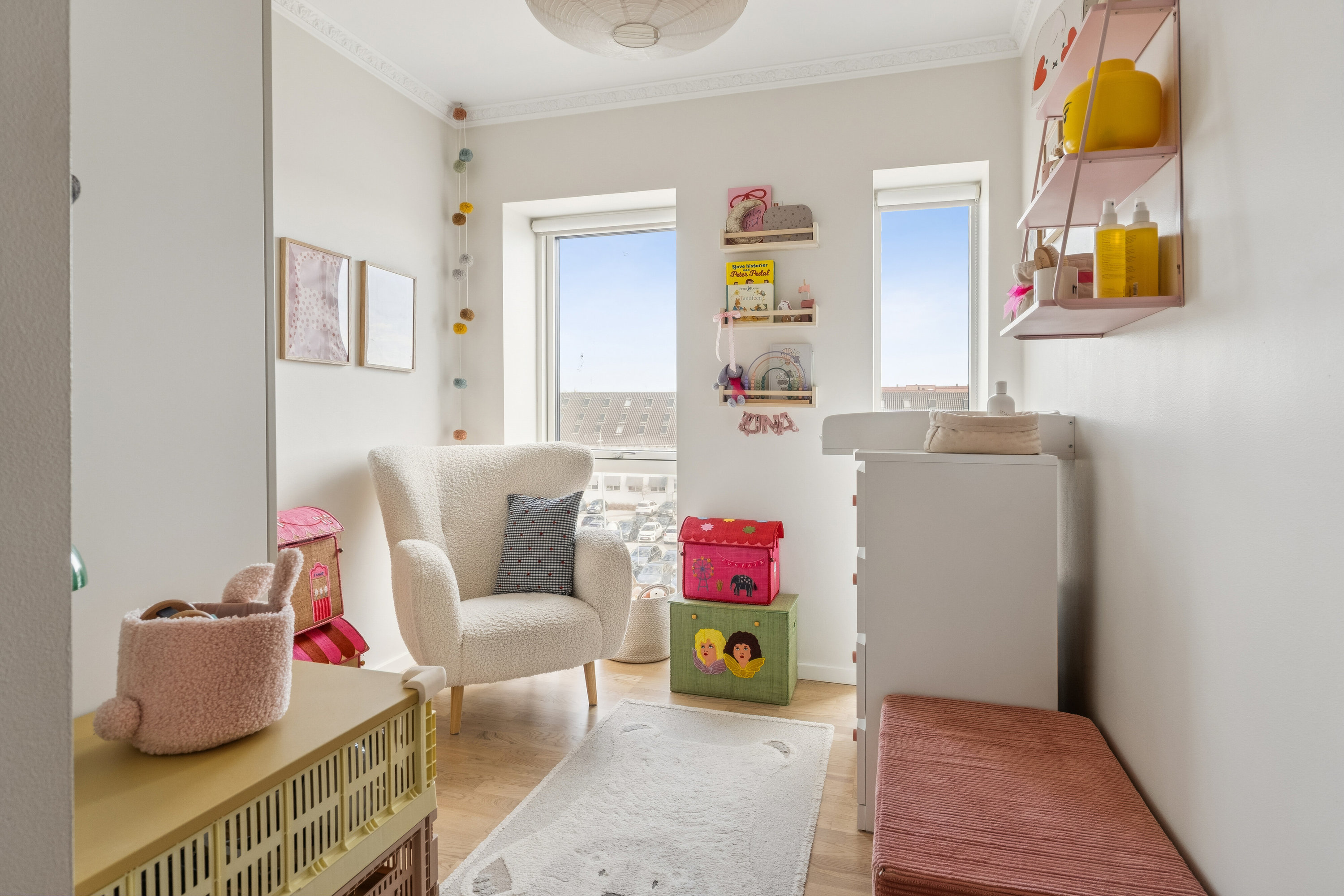 Fremhævet indendørs billede i fuldskærmstilstand. Billede af Kirkebjerg Parkvej 10A, 3. th., 2605 Brøndby