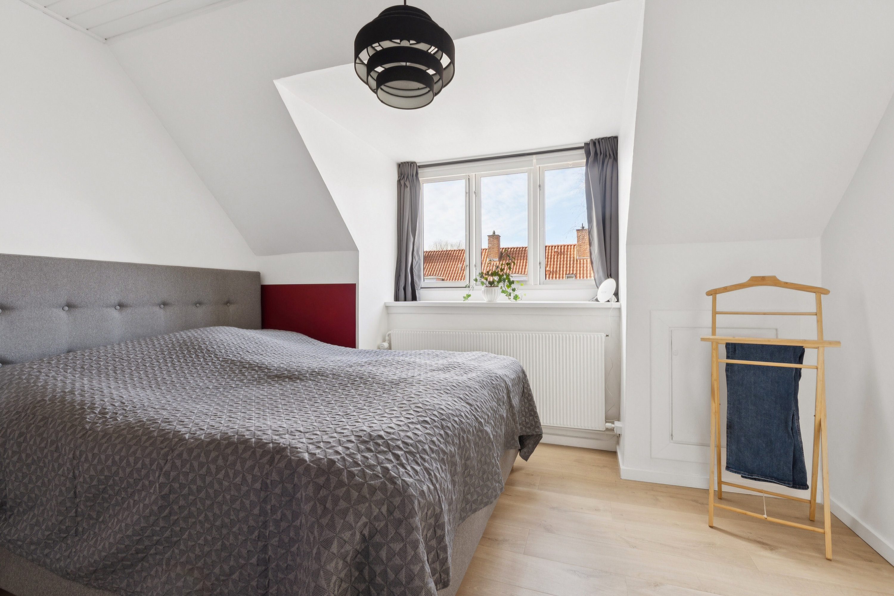 Fremhævet soveværelse billede i fuldskærmstilstand. Billede af Lyngtoften 26, 2800 Kongens Lyngby