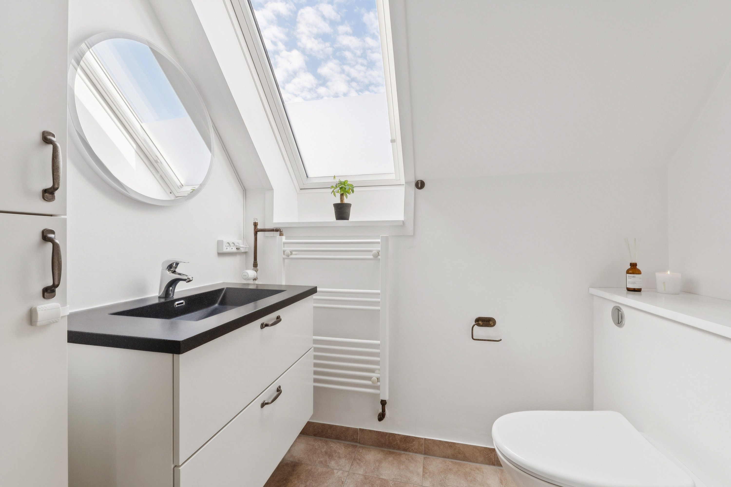 Fremhævet badeværelse billede i fuldskærmstilstand. Billede af Lyngtoften 26, 2800 Kongens Lyngby