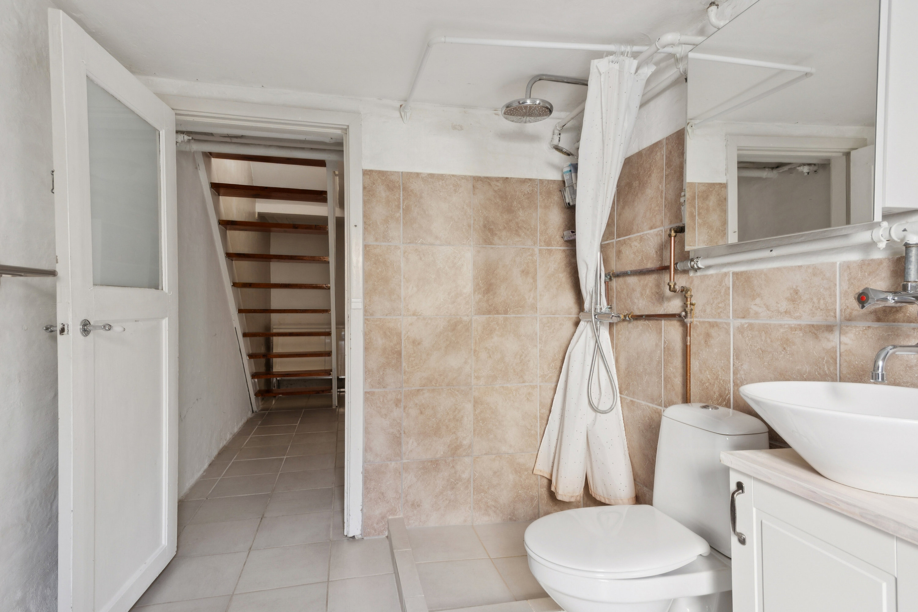 Fremhævet badeværelse billede i fuldskærmstilstand. Billede af Lyngtoften 26, 2800 Kongens Lyngby