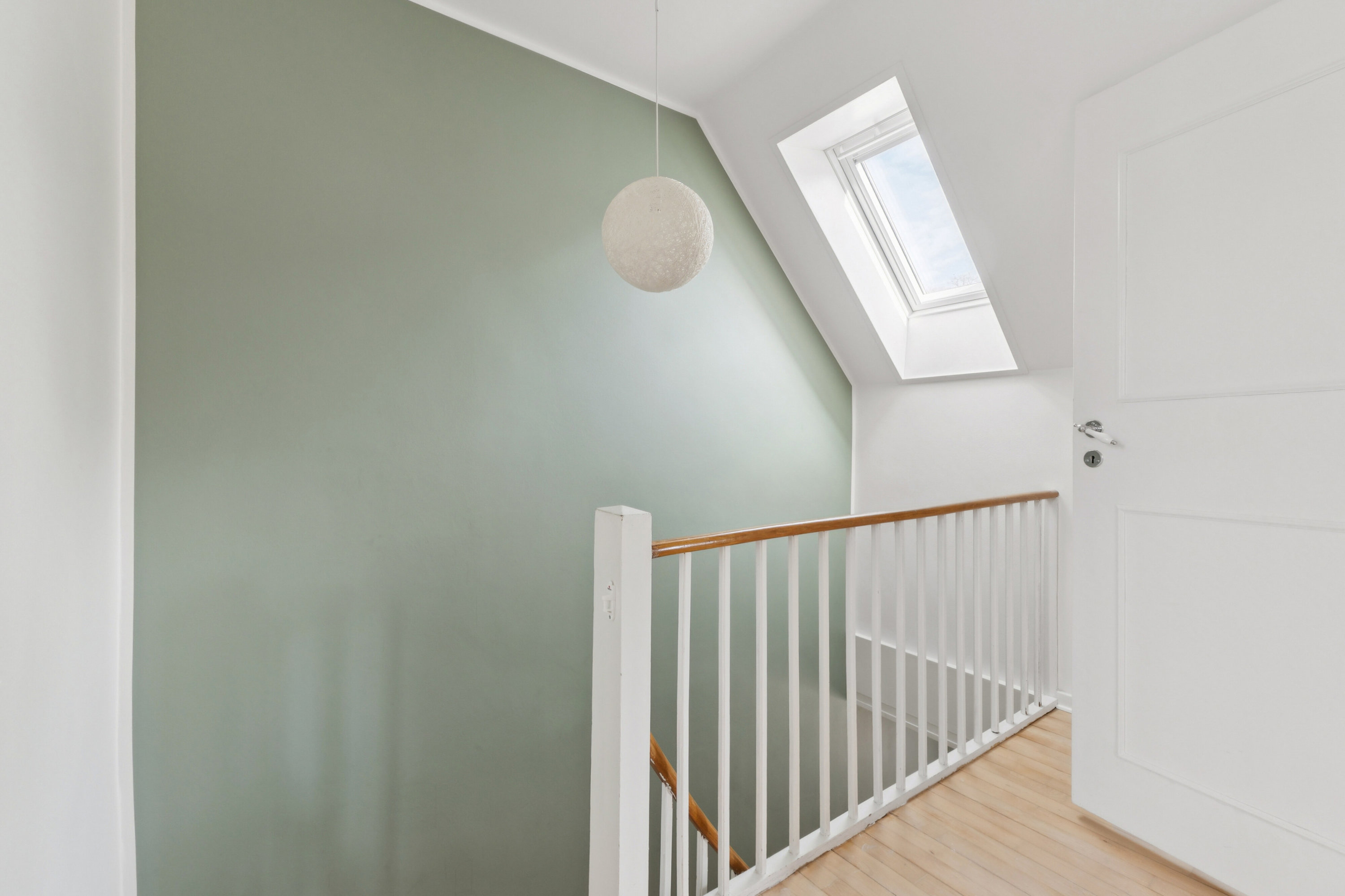 Fremhævet hall billede i fuldskærmstilstand. Billede af Lyngtoften 26, 2800 Kongens Lyngby