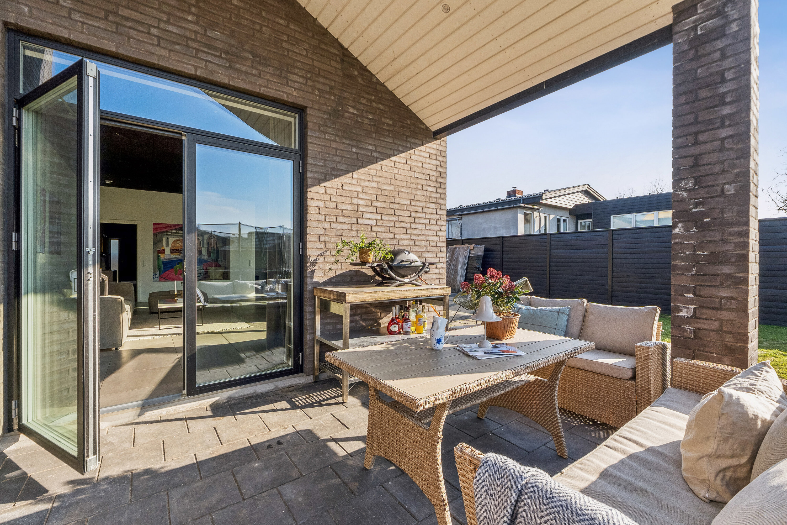 Fremhævet terrasse billede i fuldskærmstilstand. Billede af Kongelundsvej 122, 2300 København S