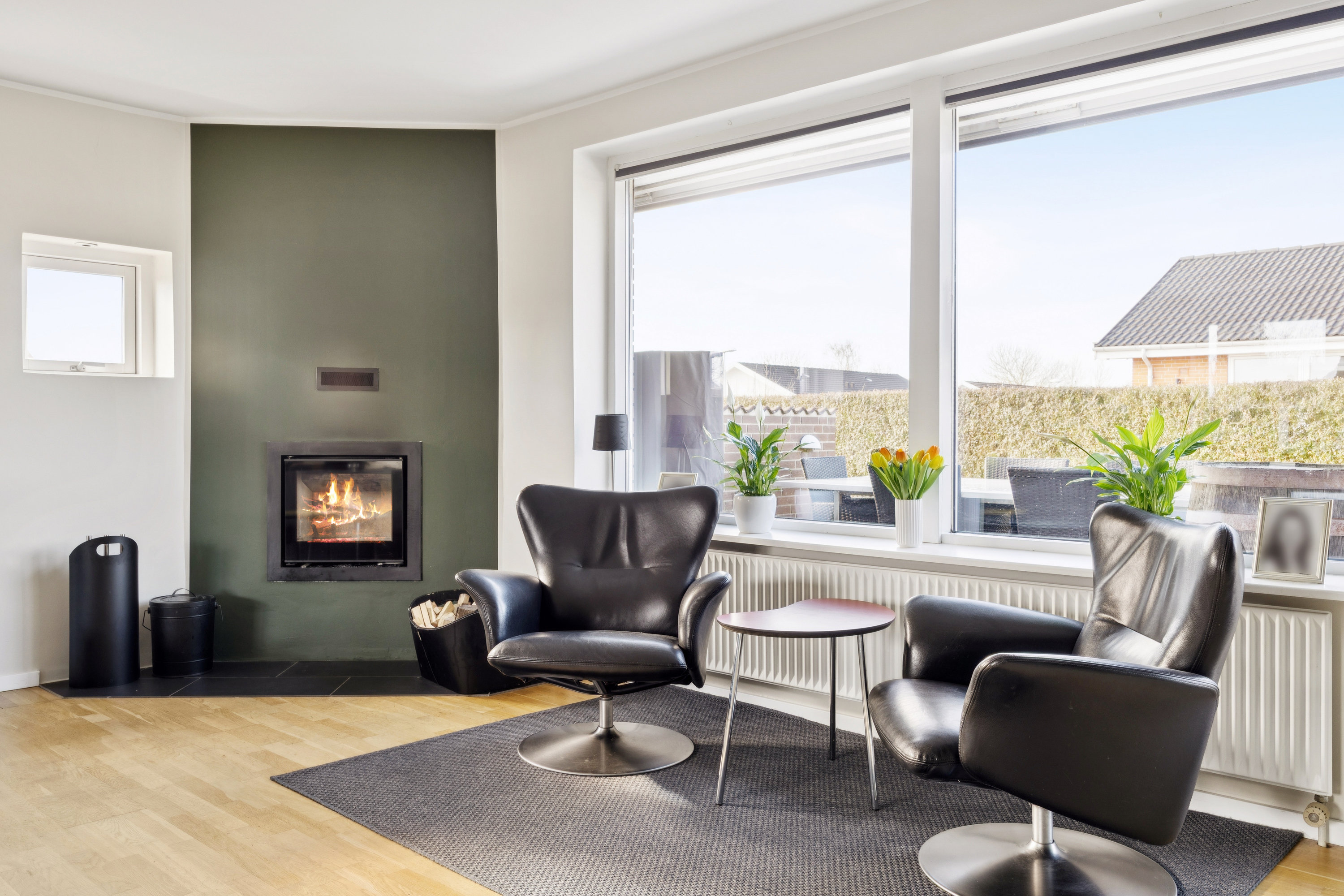 Fremhævet stue billede i fuldskærmstilstand. Billede af Hovgårdsparken 39, 2670 Greve