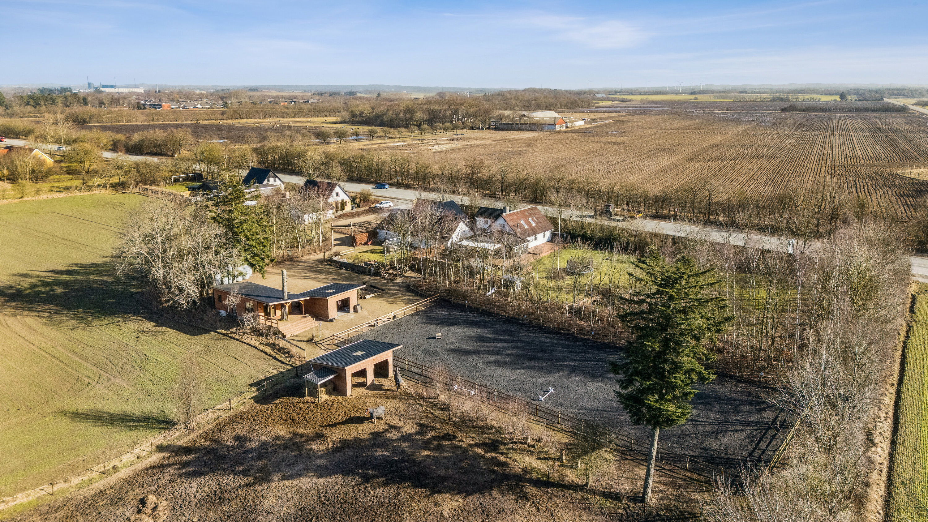 Fremhævet luftfoto billede i fuldskærmstilstand. Billede af Ålborgvej 202, 9800 Hjørring