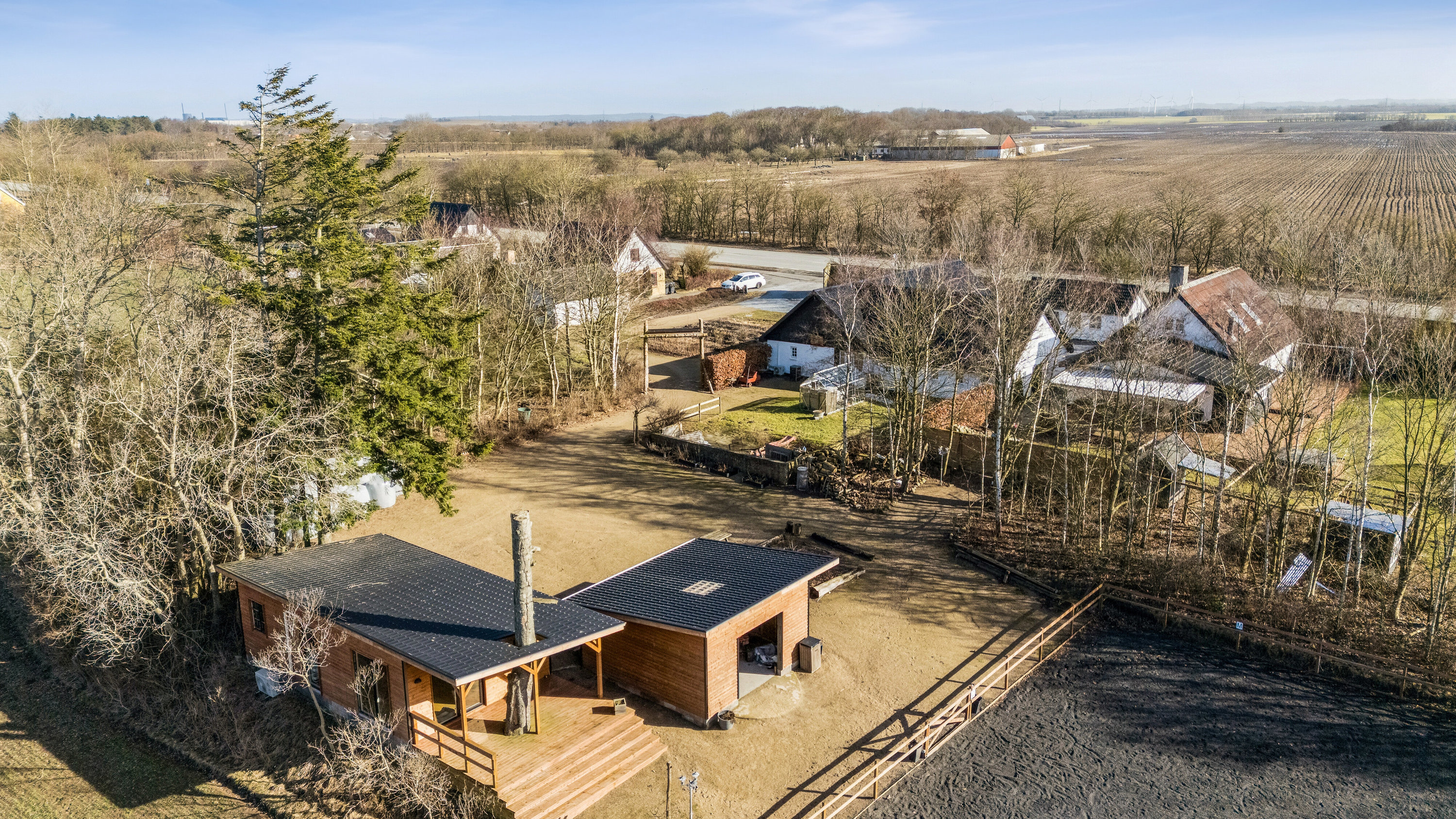 Fremhævet luftfoto billede i fuldskærmstilstand. Billede af Ålborgvej 202, 9800 Hjørring