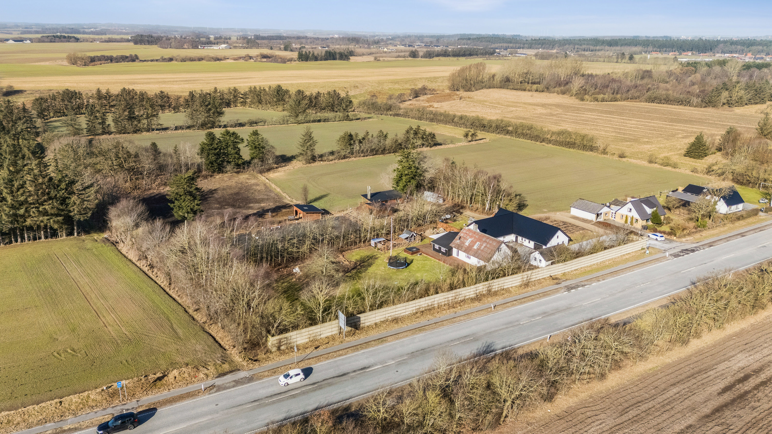 Fremhævet luftfoto billede i fuldskærmstilstand. Billede af Ålborgvej 202, 9800 Hjørring