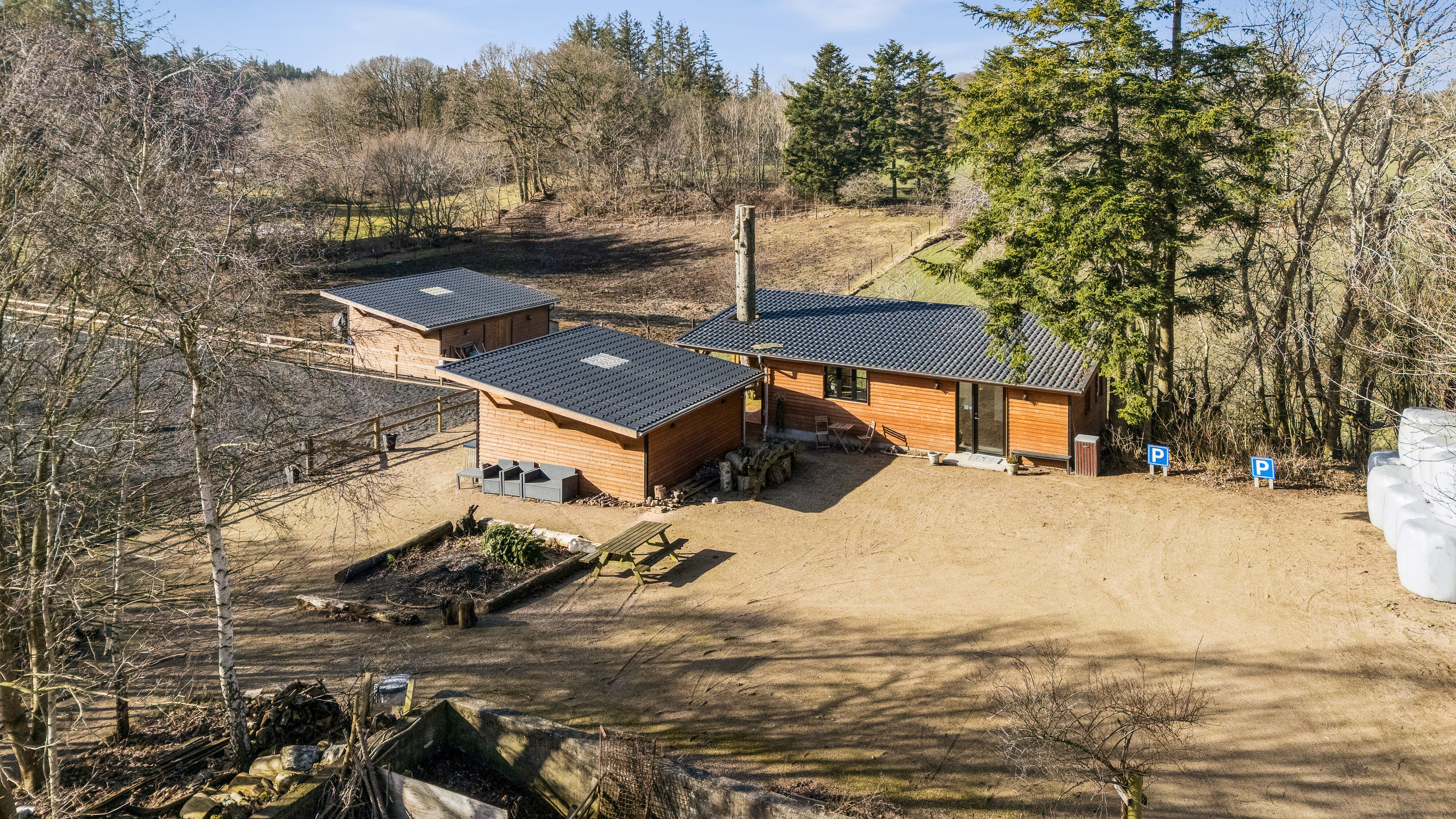 Fremhævet luftfoto billede i fuldskærmstilstand. Billede af Ålborgvej 202, 9800 Hjørring