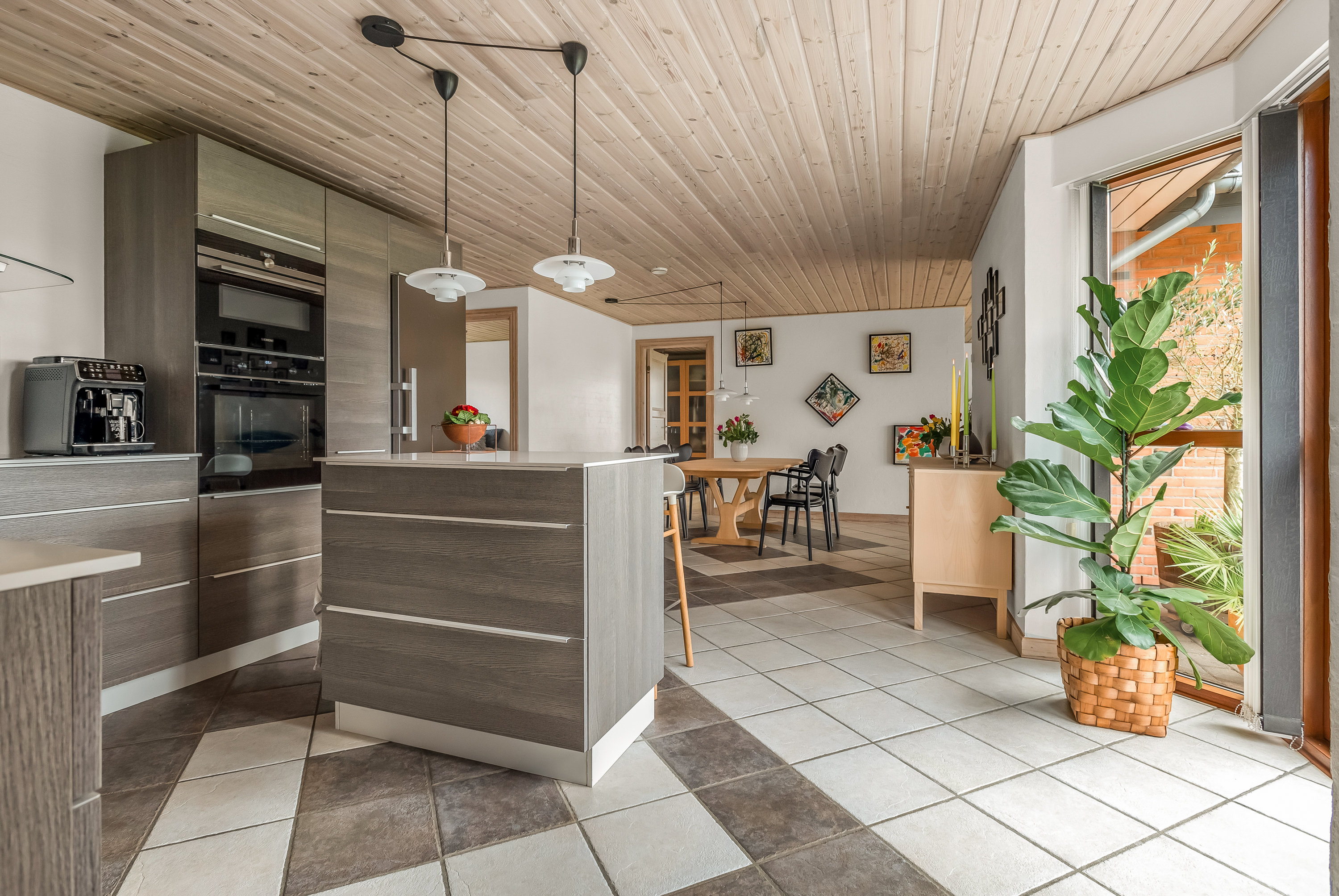 Fremhævet køkken alrum billede i fuldskærmstilstand. Billede af Skjernvej 153, 7500 Holstebro