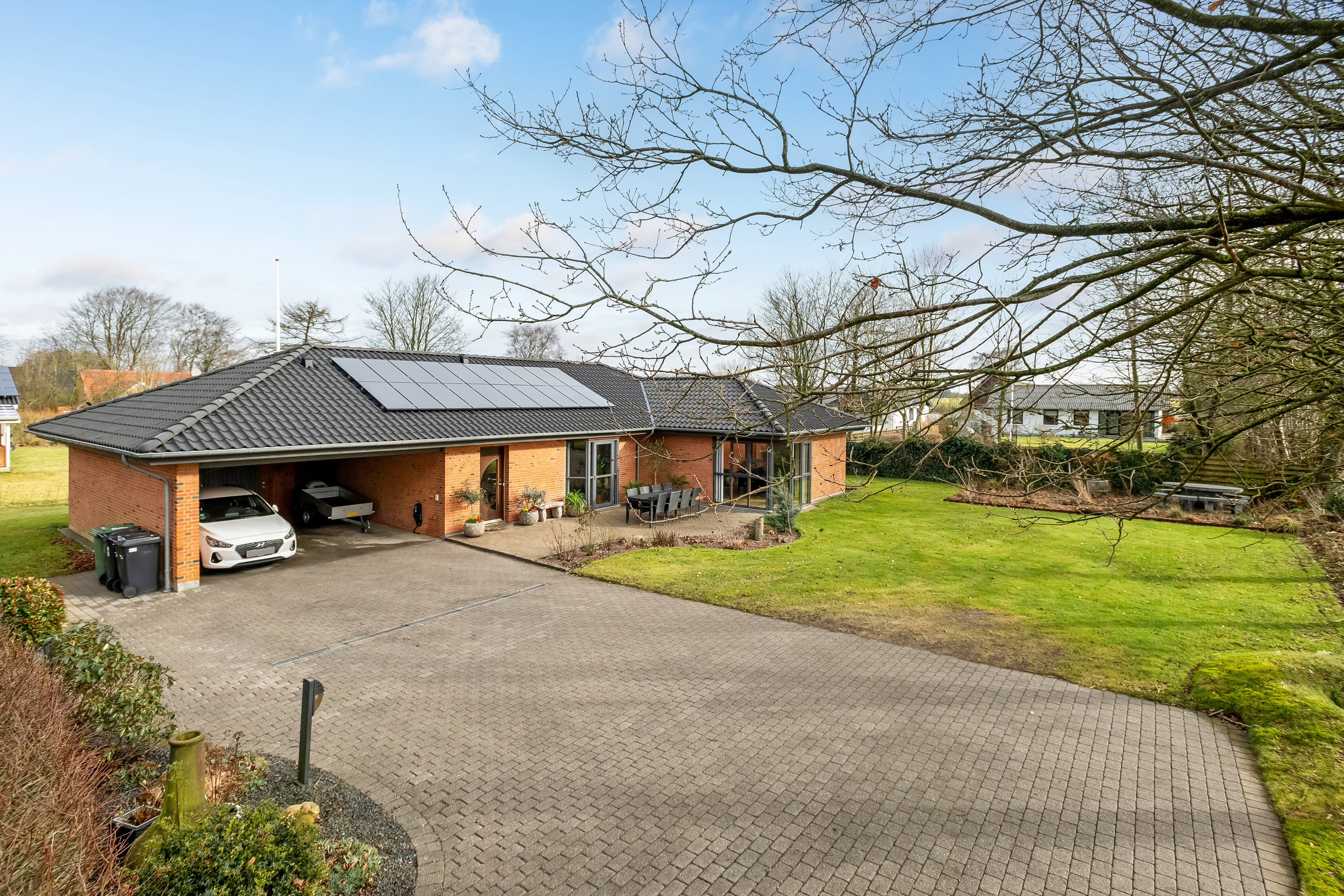 Fremhævet ejendommen billede i fuldskærmstilstand. Billede af Skjernvej 153, 7500 Holstebro