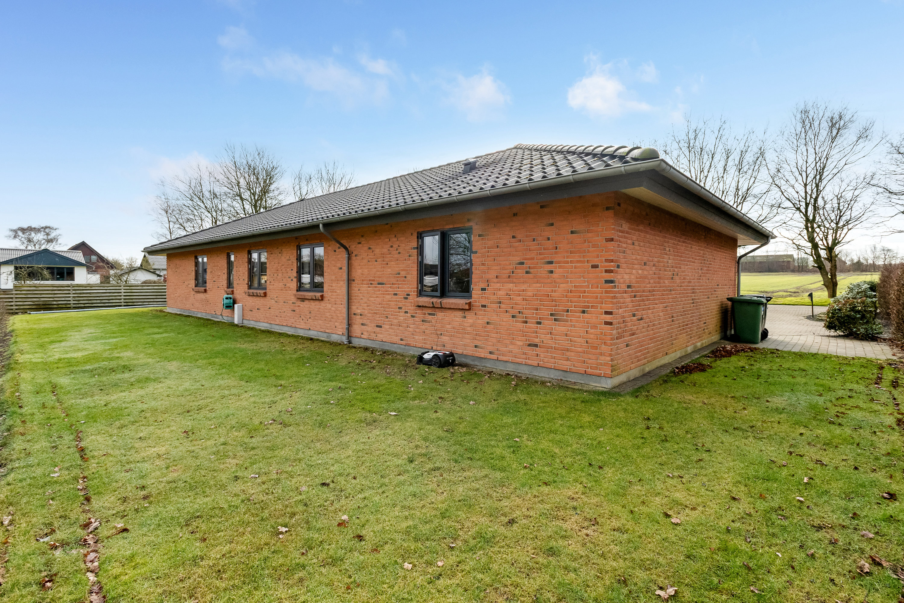 Fremhævet ejendommen billede i fuldskærmstilstand. Billede af Skjernvej 153, 7500 Holstebro