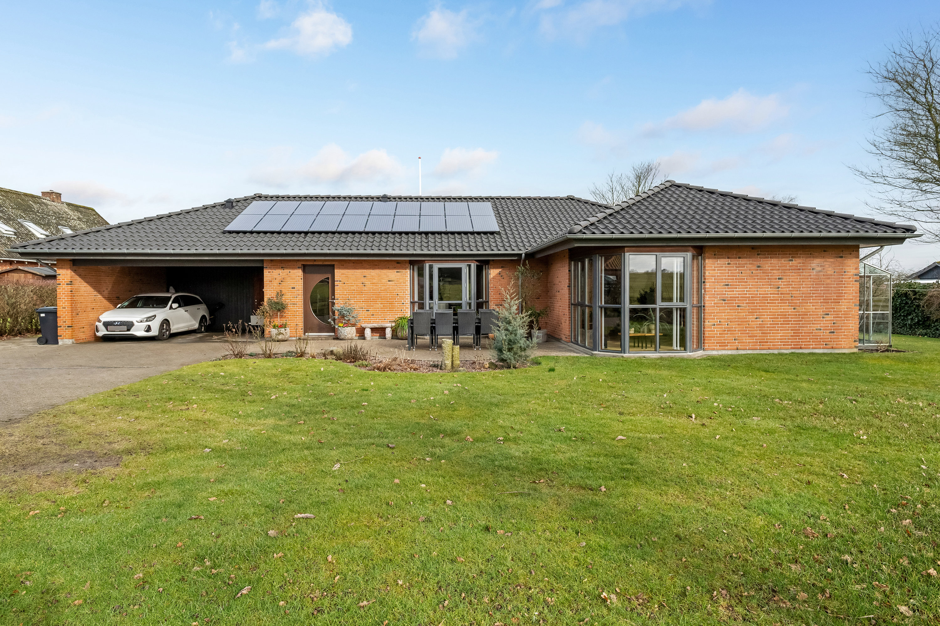 Fremhævet ejendommen billede i fuldskærmstilstand. Billede af Skjernvej 153, 7500 Holstebro