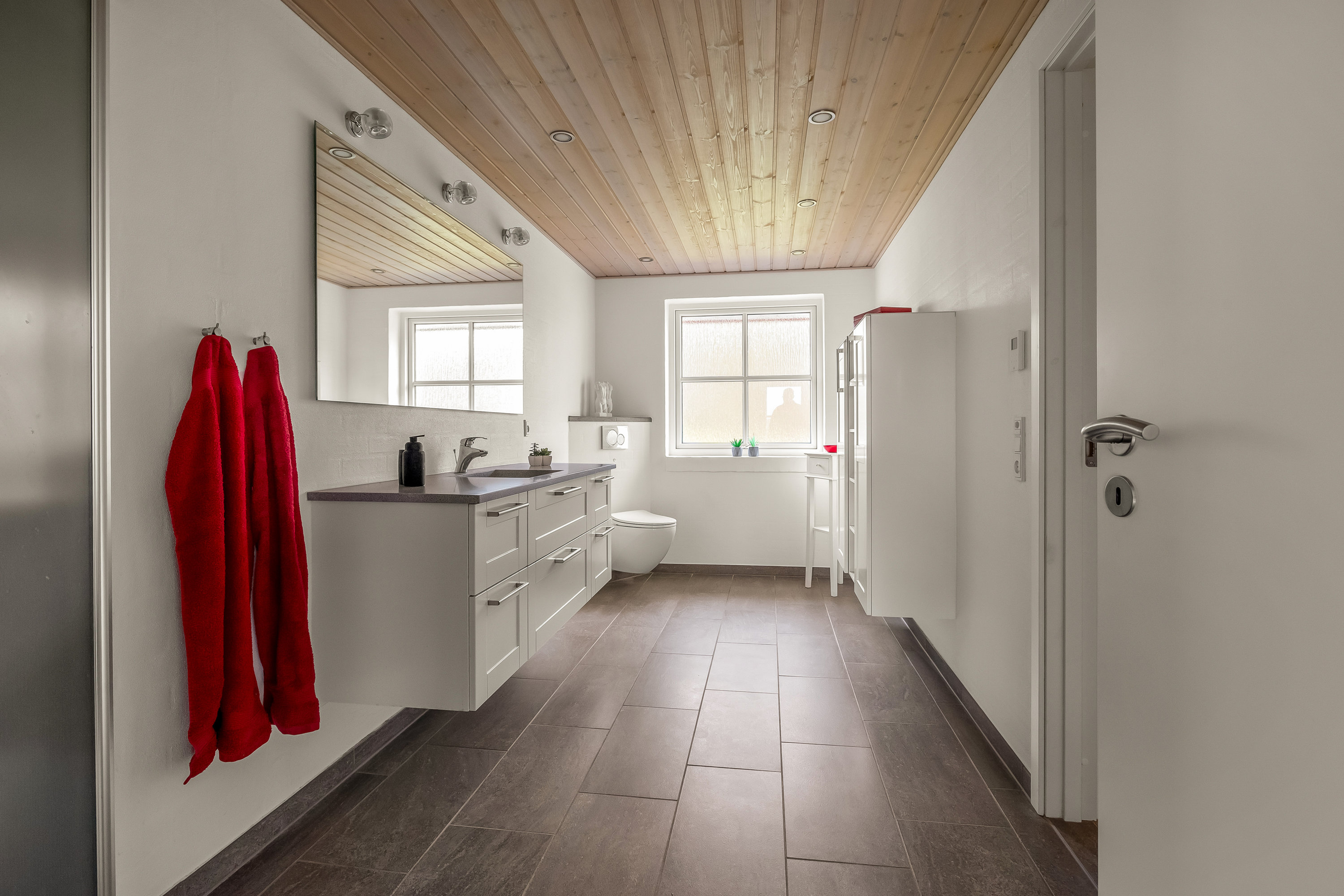 Fremhævet badeværelse billede i fuldskærmstilstand. Billede af Knakkervej 68, Dybe, 7620 Lemvig