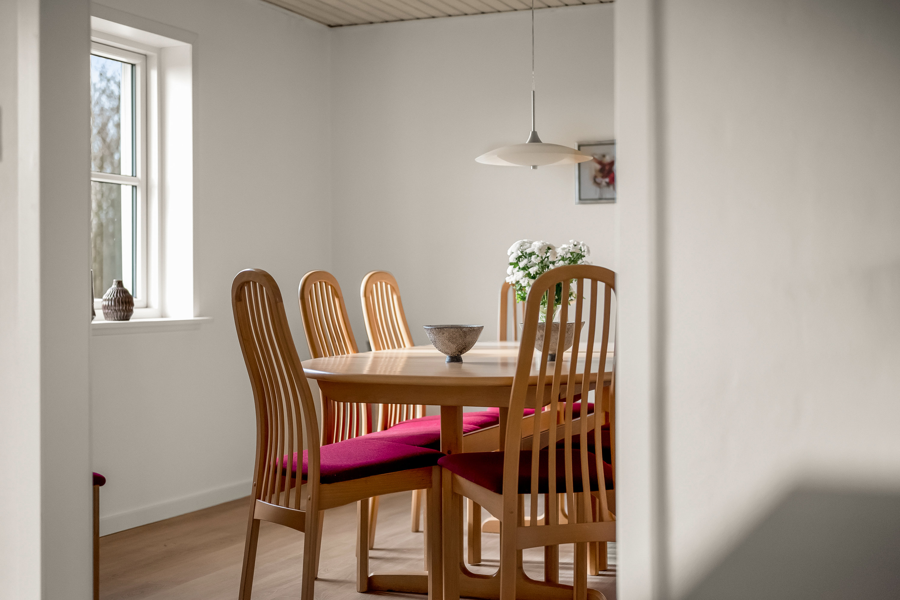 Fremhævet spisestue billede i fuldskærmstilstand. Billede af Knakkervej 68, Dybe, 7620 Lemvig