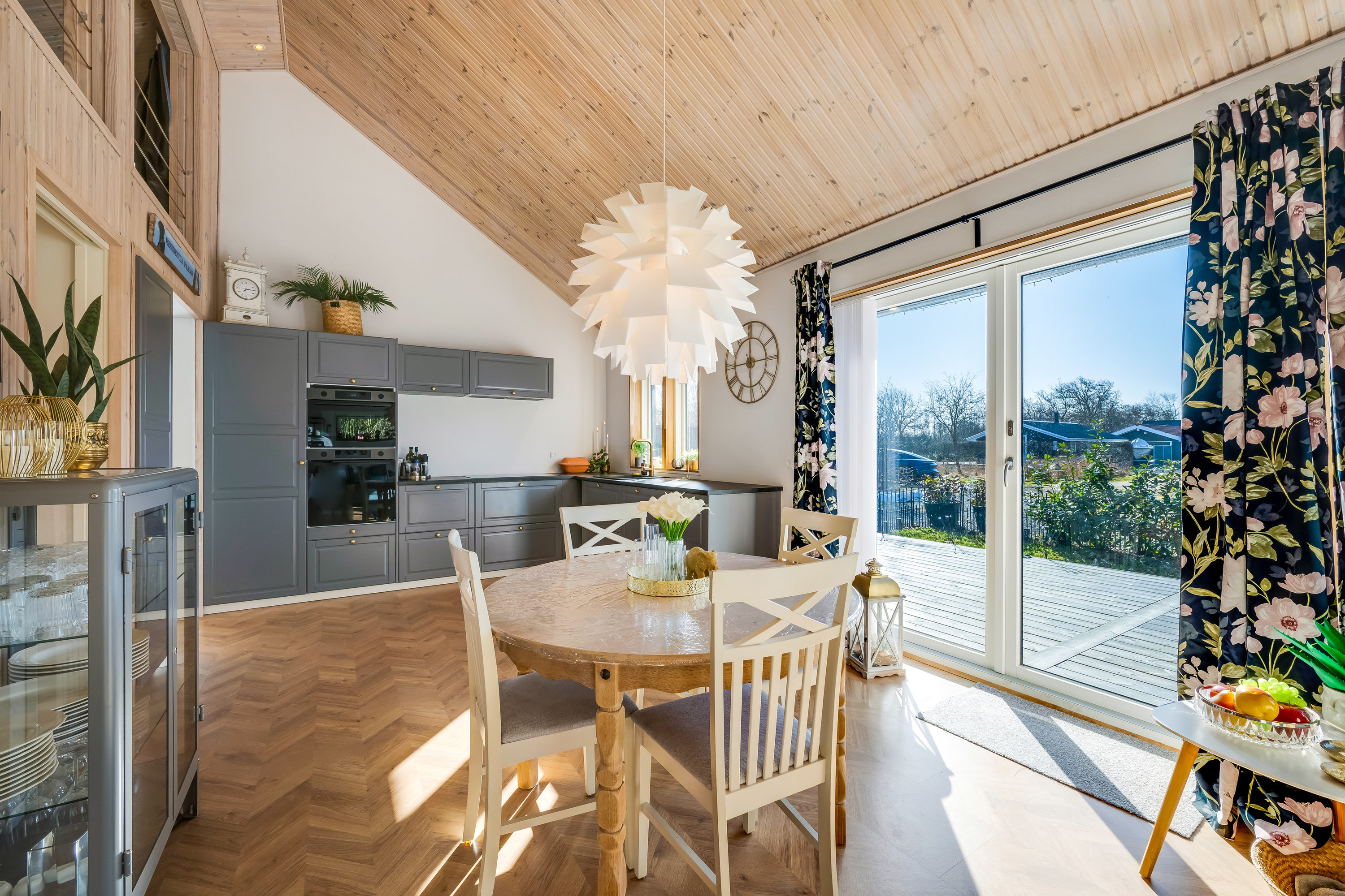 Fremhævet stue billede i fuldskærmstilstand. Billede af Bork Hytteby 103, Bork Havn, 6893 Hemmet