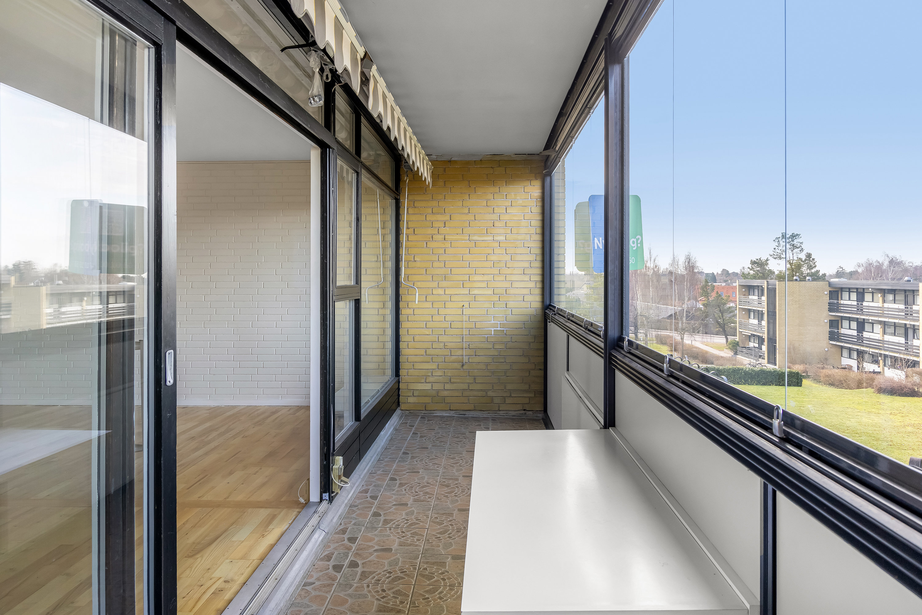 Fremhævet altan billede i fuldskærmstilstand. Billede af Sandalsparken 33, 3660 Stenløse