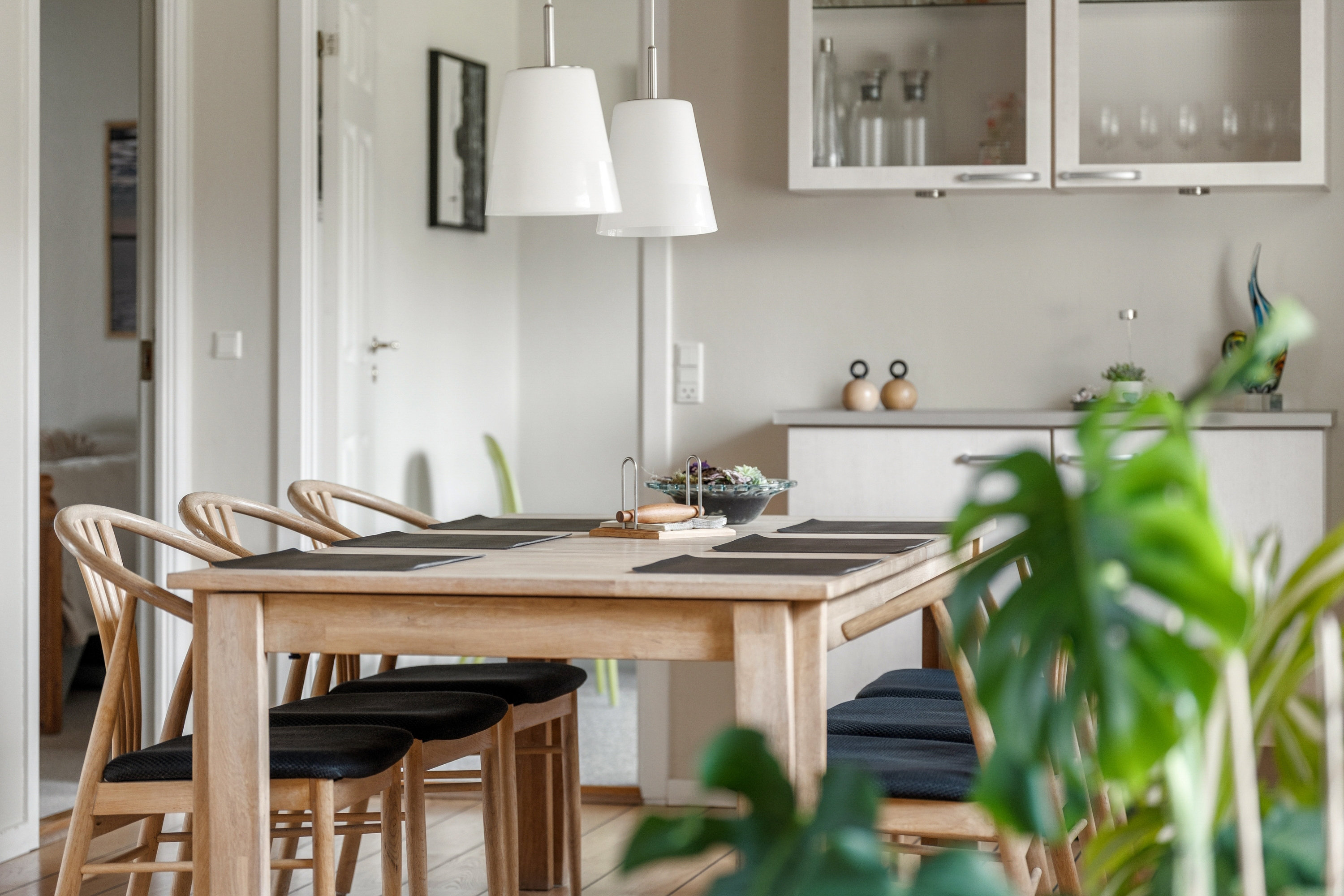 Fremhævet køkken-alrum billede i fuldskærmstilstand. Billede af Gammel Kirkevej 6, 9530 Støvring