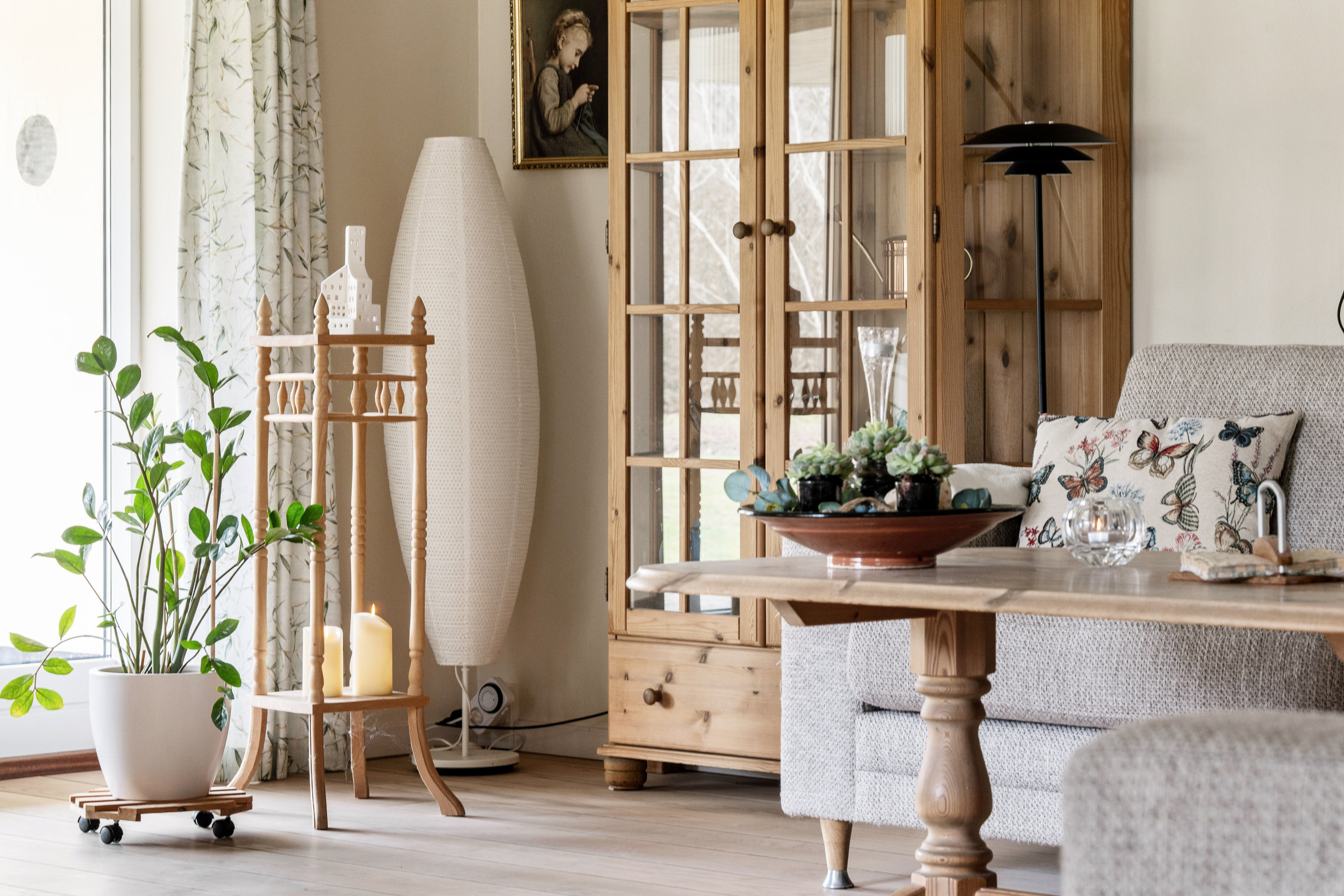 Fremhævet stue billede i fuldskærmstilstand. Billede af Gammel Kirkevej 6, 9530 Støvring