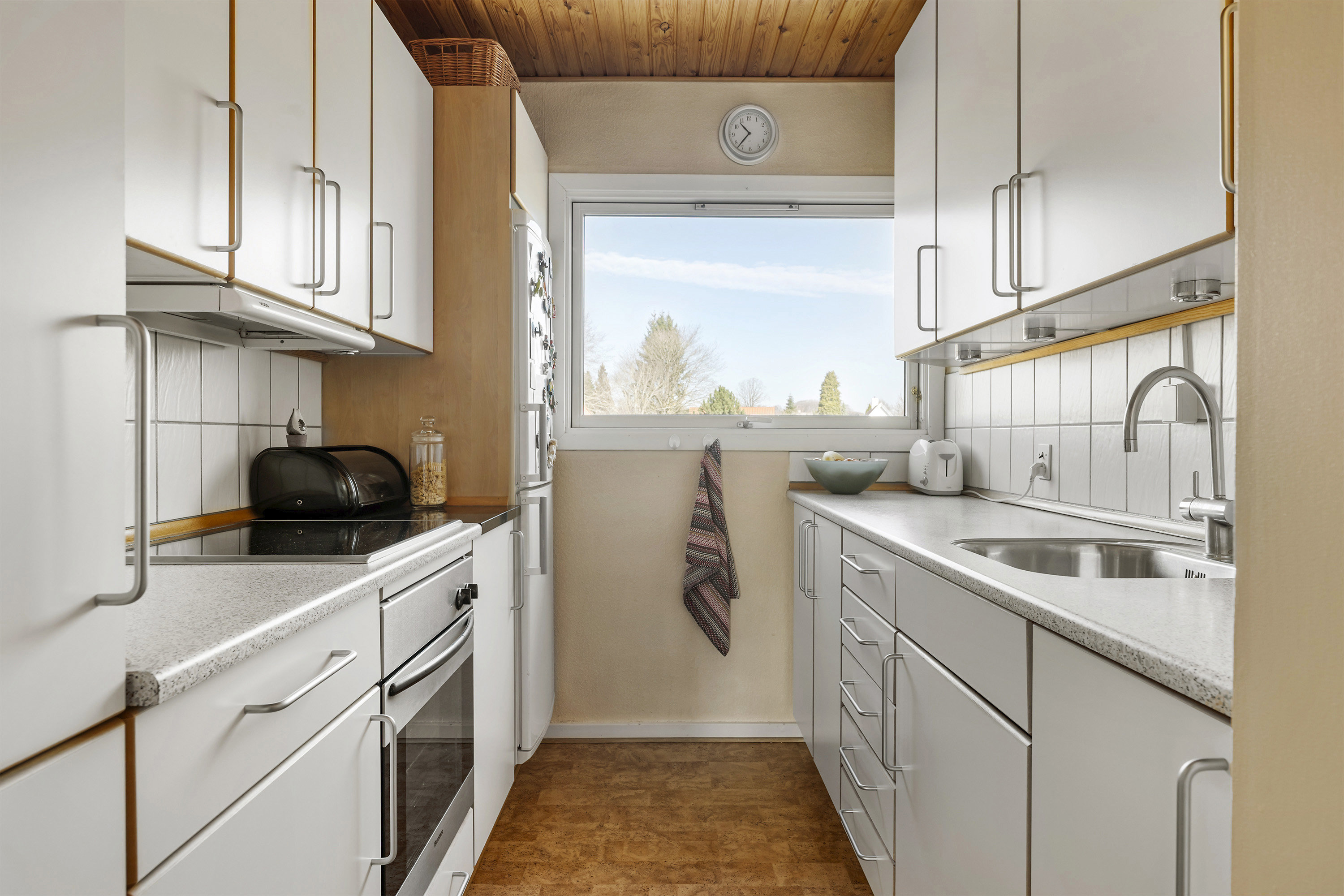 Fremhævet køkken billede i fuldskærmstilstand. Billede af Rudersdalsvej 102, 2. th., Øverød, 2840 Holte