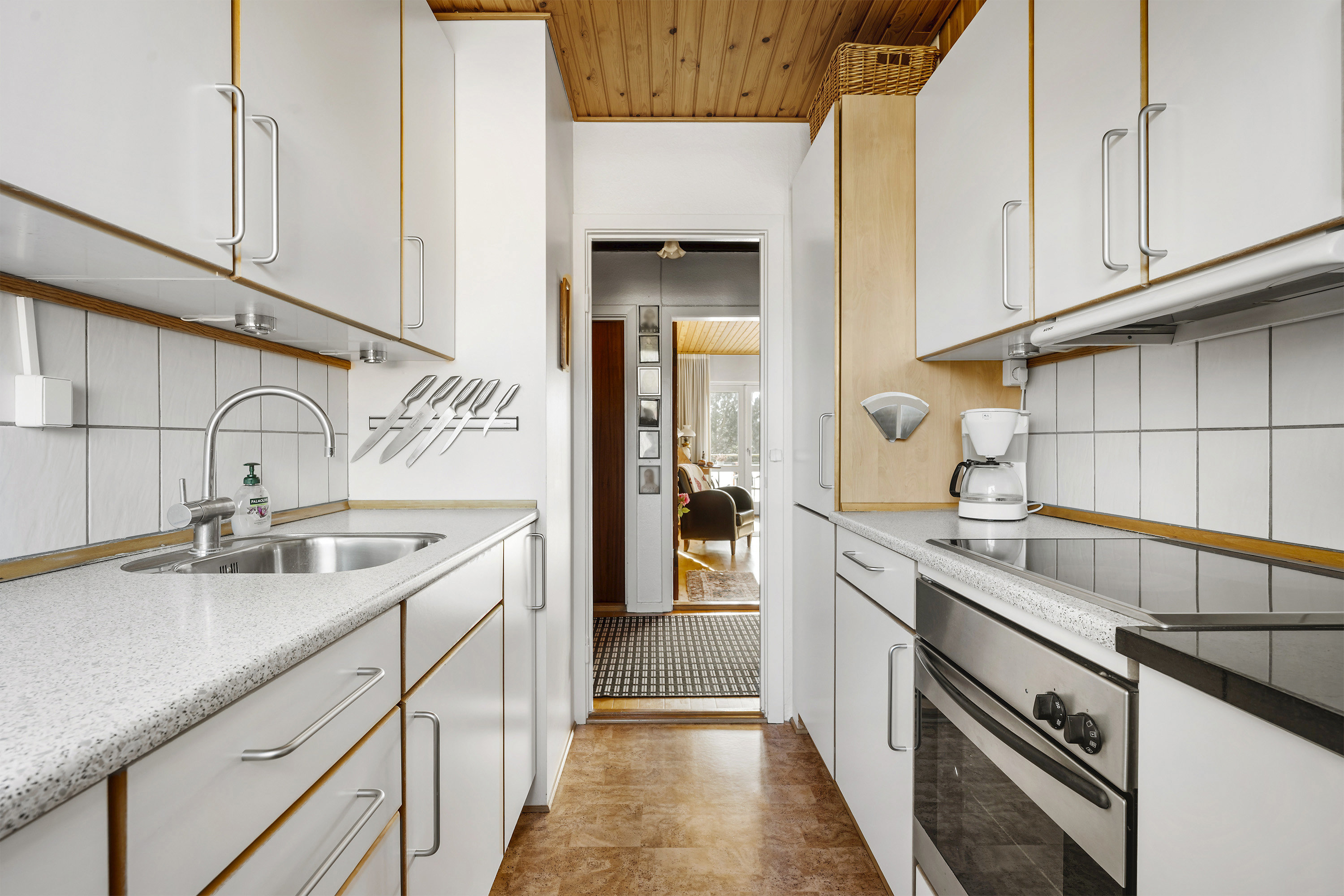 Fremhævet køkken billede i fuldskærmstilstand. Billede af Rudersdalsvej 102, 2. th., Øverød, 2840 Holte