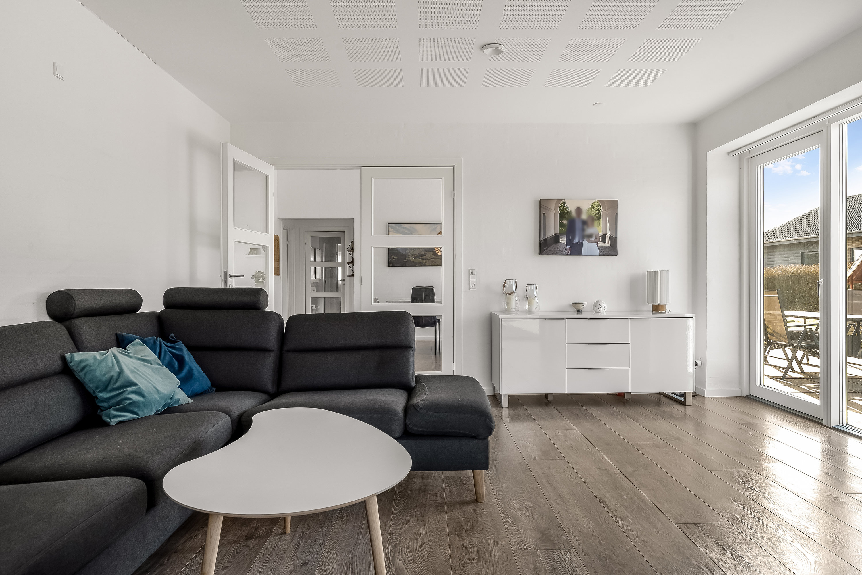 Fremhævet stue billede i fuldskærmstilstand. Billede af Kusken 33, Mejrup, 7500 Holstebro