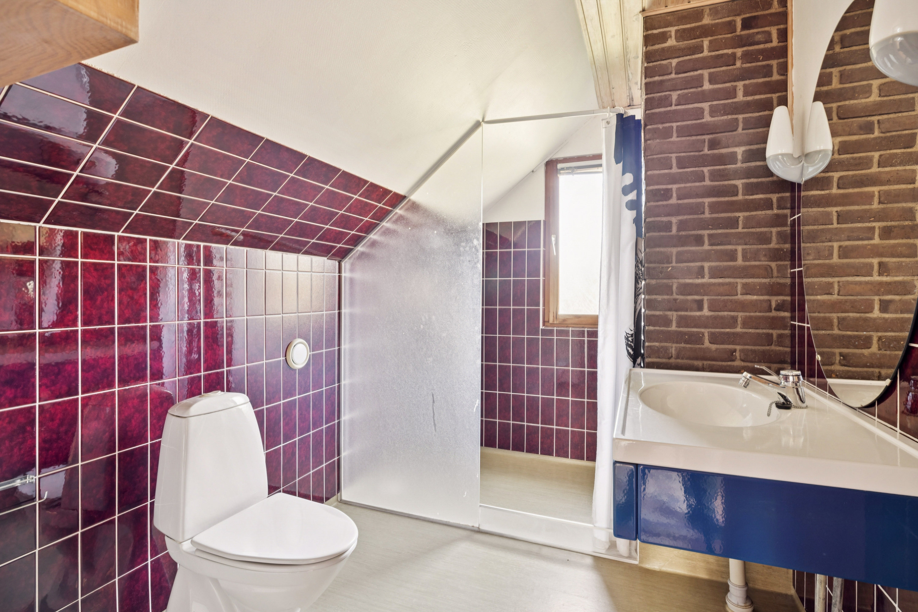 Fremhævet badeværelse billede i fuldskærmstilstand. Billede af Topasvej 27, 8541 Skødstrup