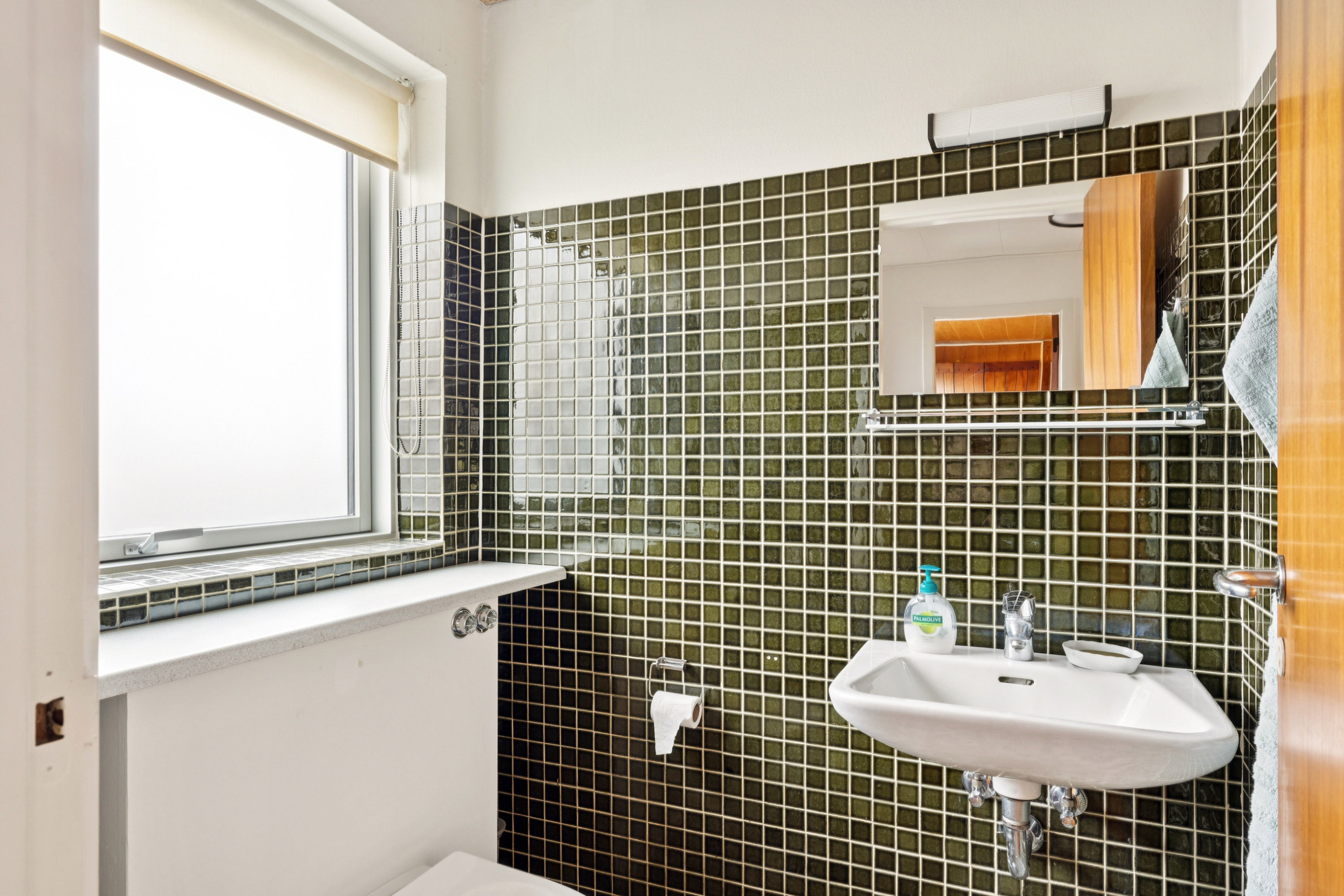 Fremhævet badeværelse billede i fuldskærmstilstand. Billede af Topasvej 27, 8541 Skødstrup