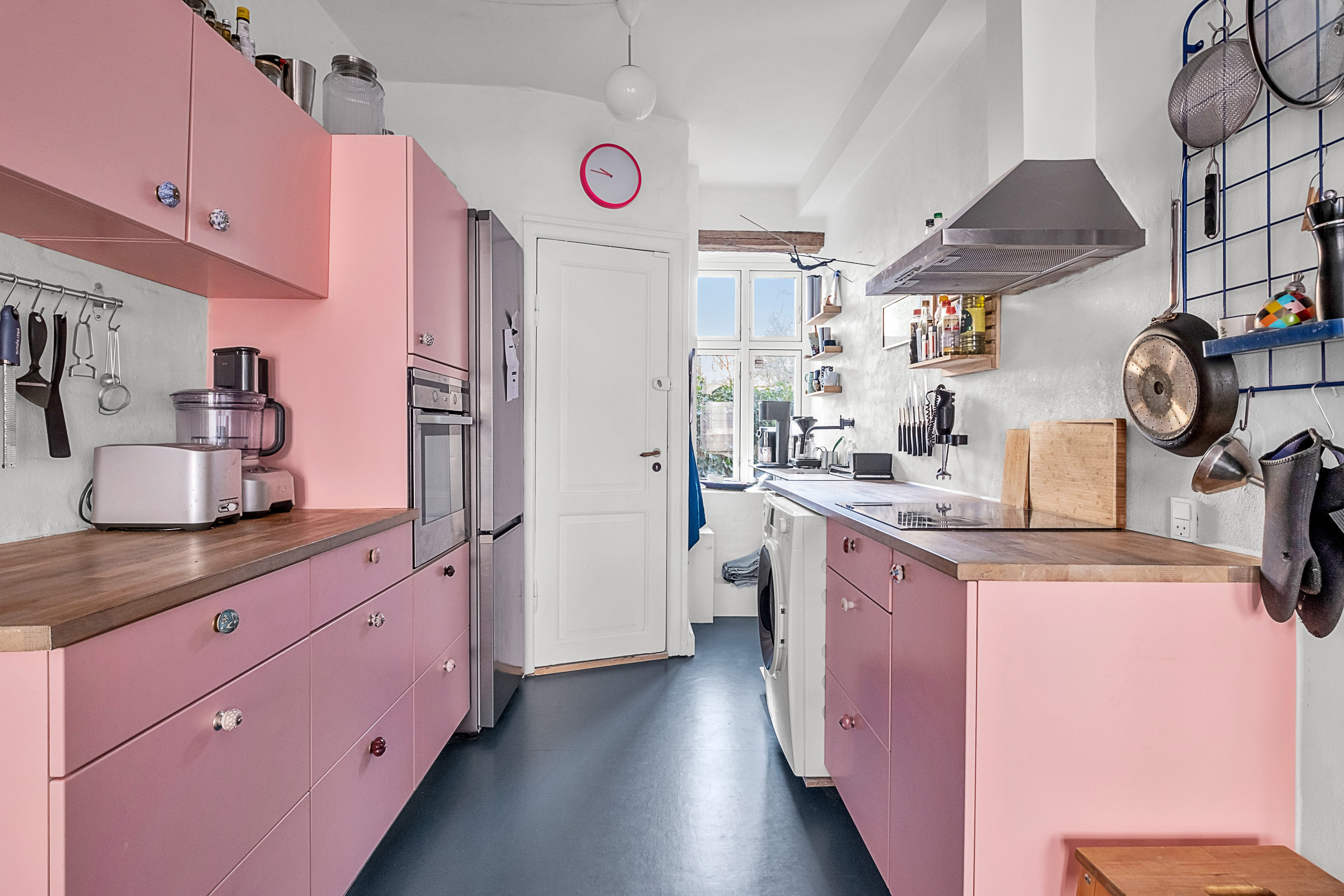 Fremhævet køkken billede i fuldskærmstilstand. Billede af Odensegade 40, st.., 8000 Aarhus C