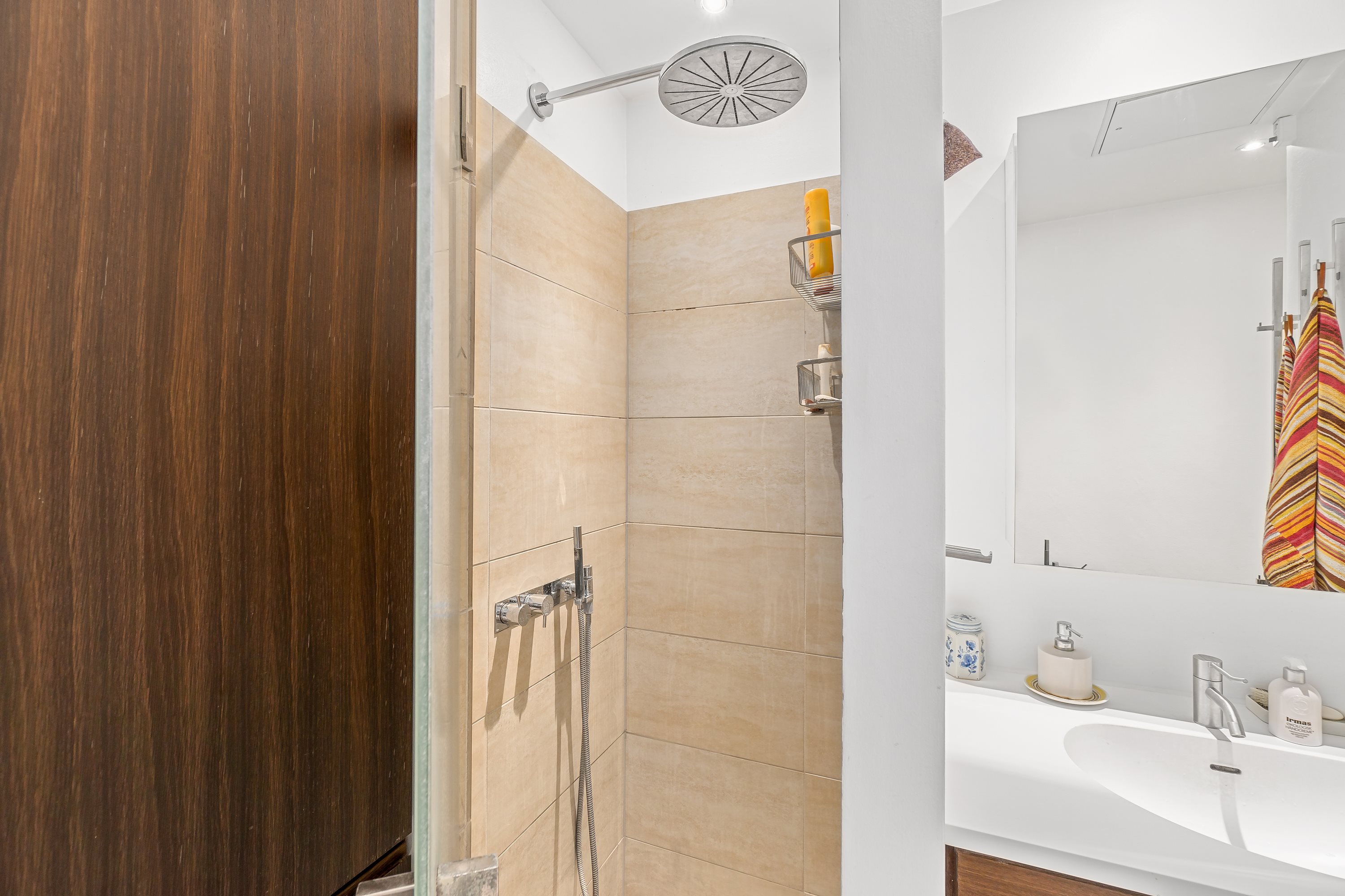 Fremhævet andet billede i fuldskærmstilstand. Billede af Gammel Strand 38, 1., 1202 København K